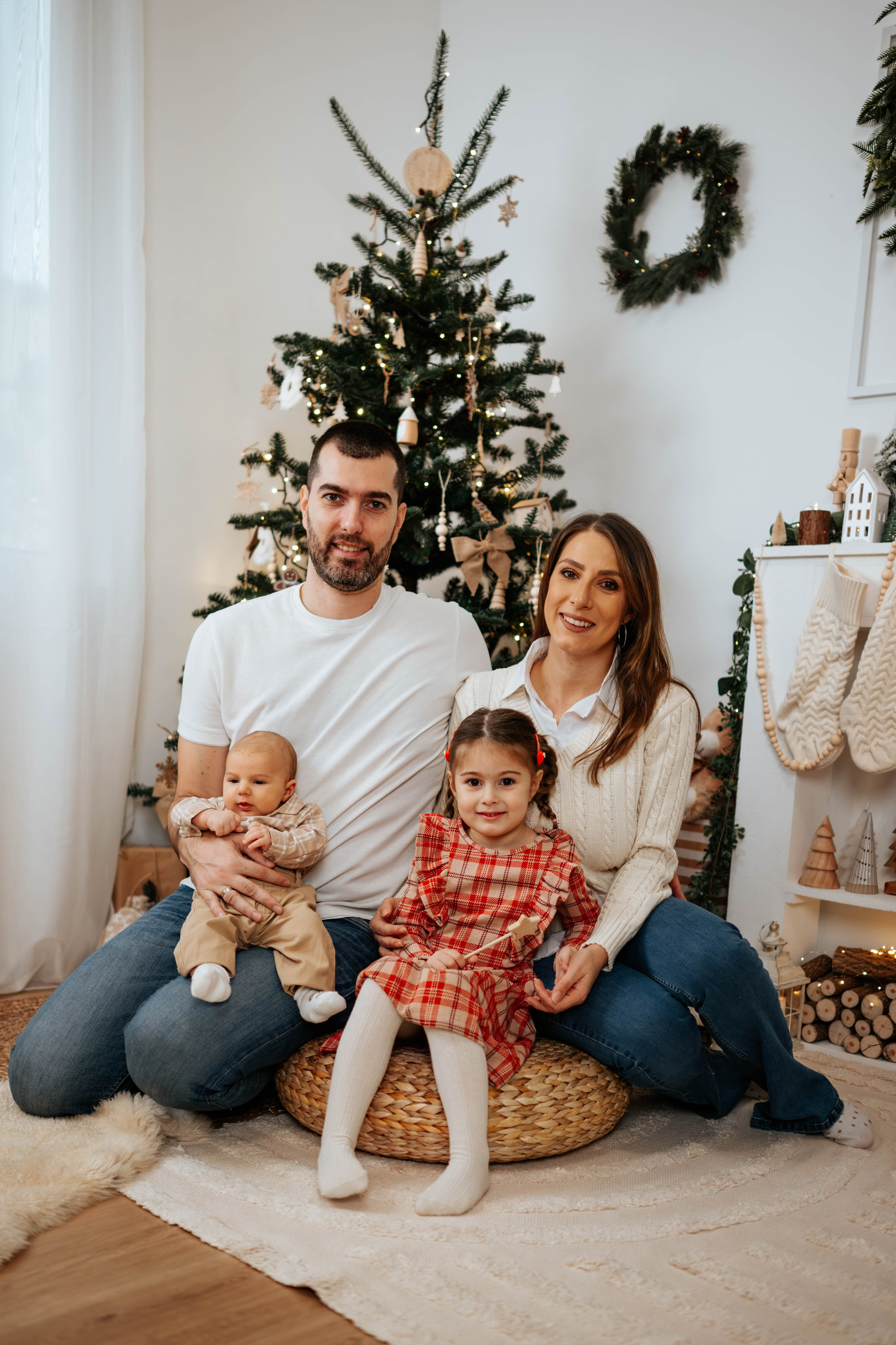 Radosavljevići - novogodišnje fotografisanje. Dečiji i porodični fotograf