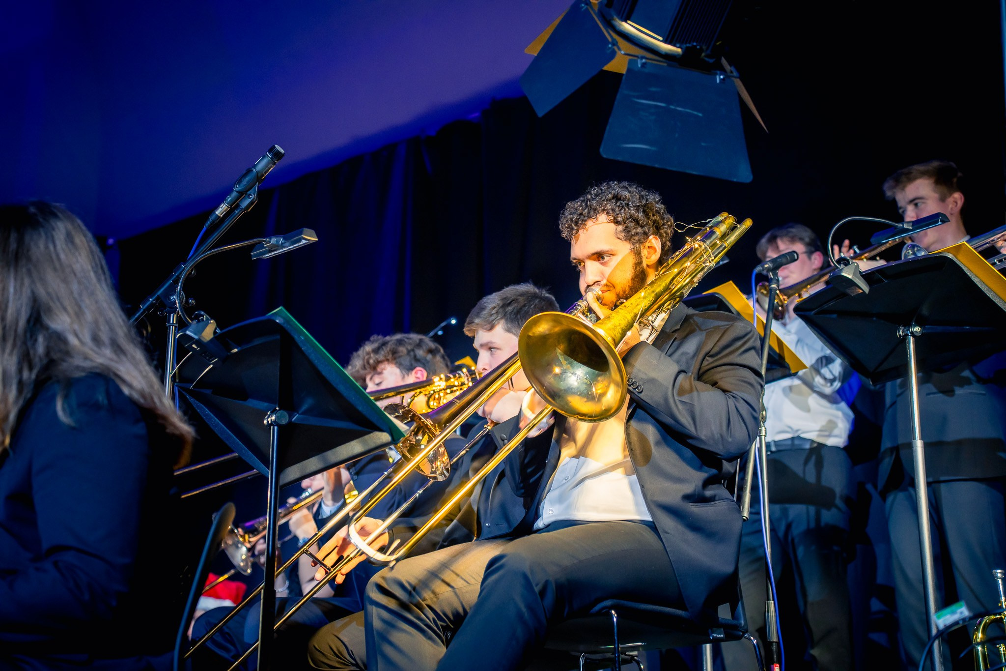 A Jazzy Christmas. Expect Miracles Photography by Kate & Andrew