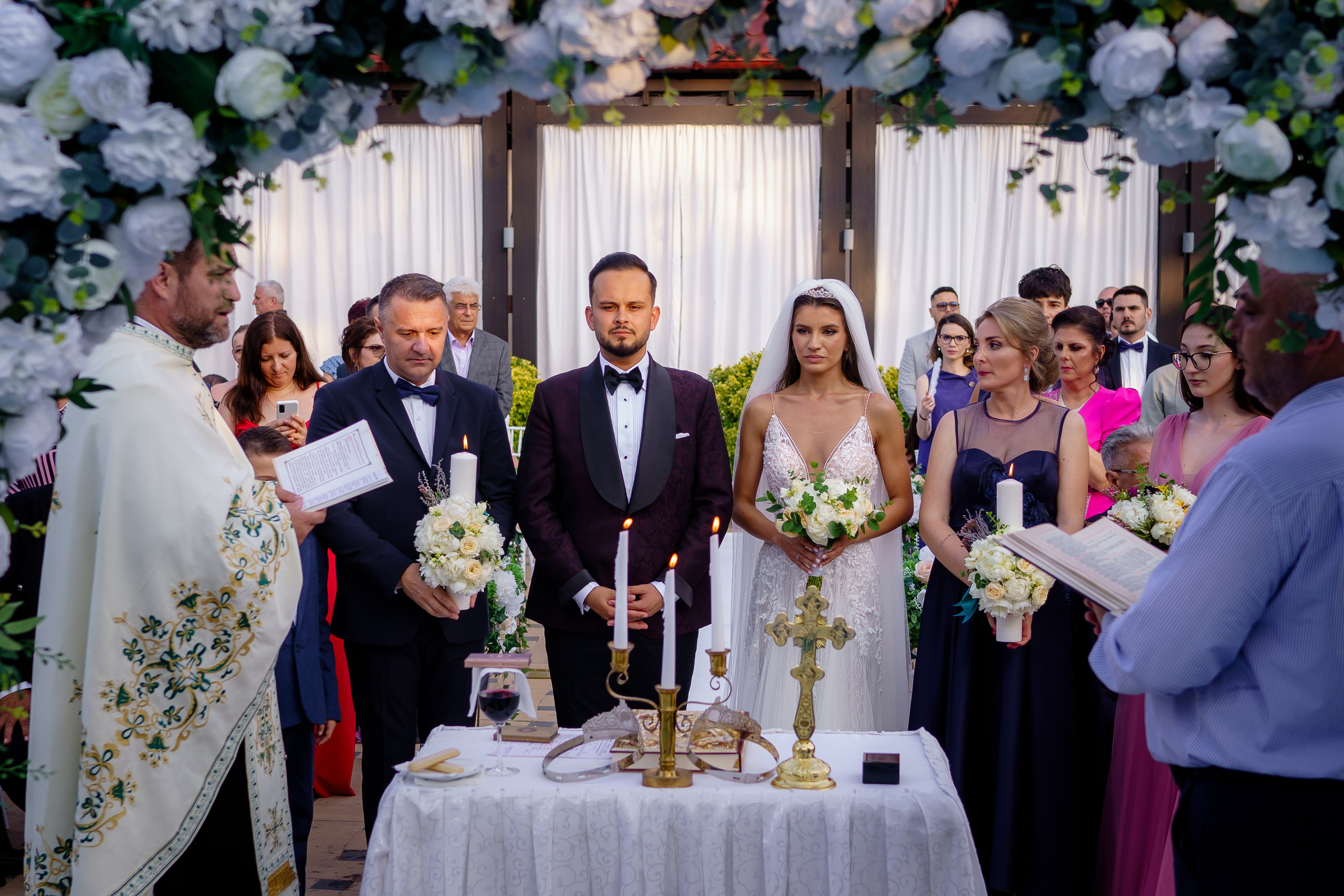 Laura si Felix - Nunta la Domeniile Saftica. Fotografi de nunta in Bucuresti, Iulia si Stefan Ovidiu