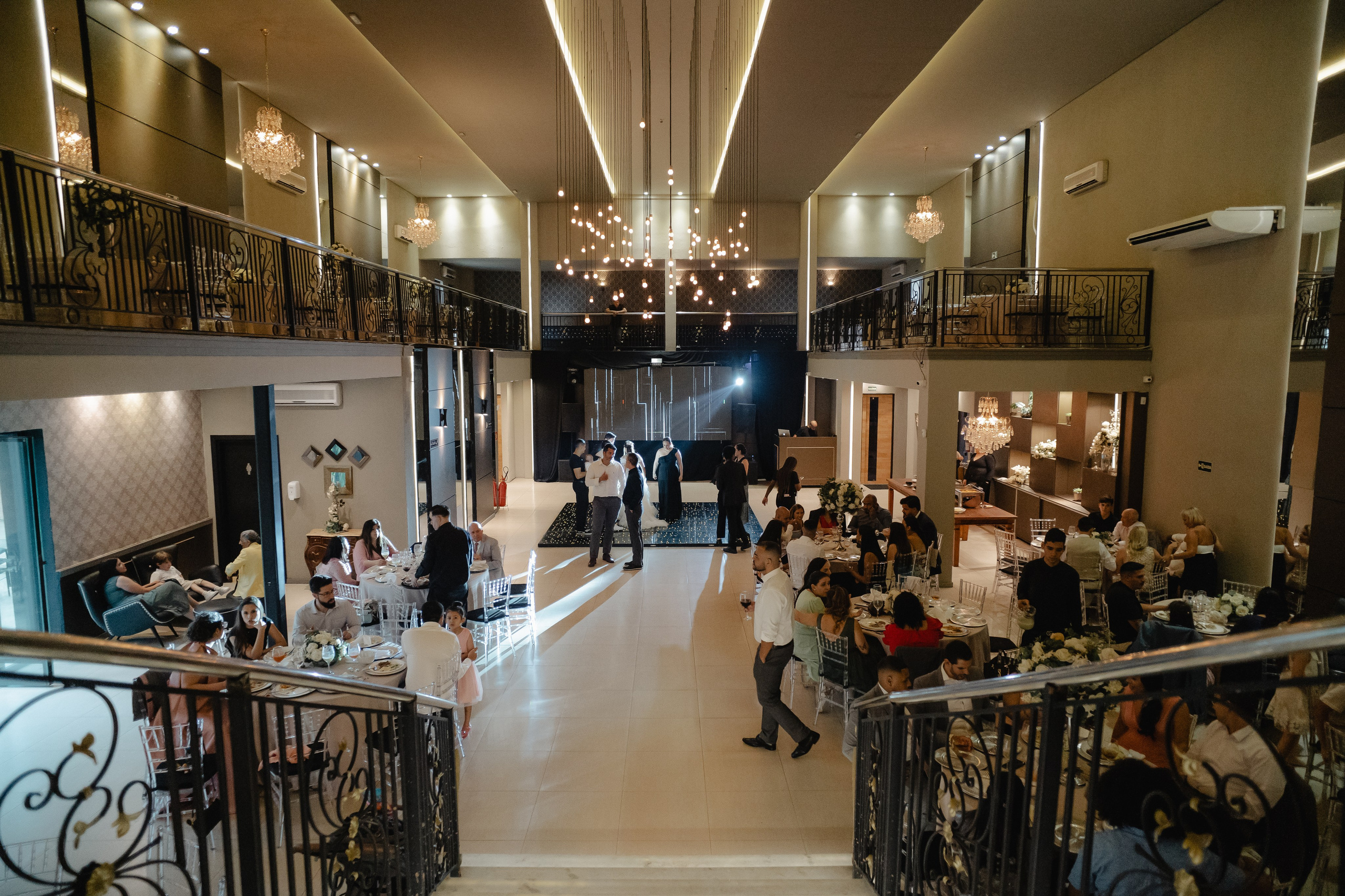 Barbara & Rodrigo // Wedding. A Um Passo Fotografia