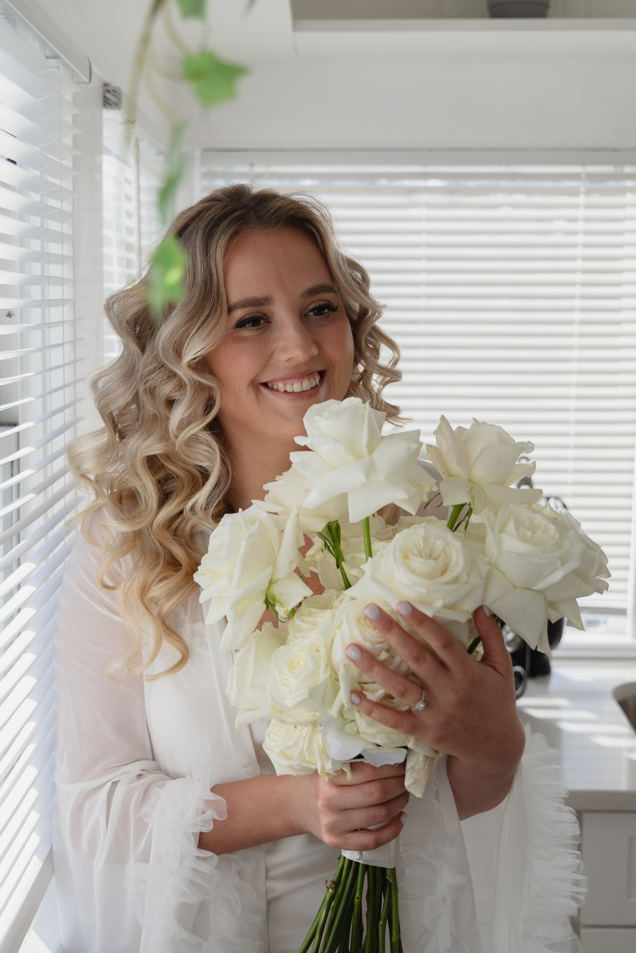 Wedding photography. Eikanmedia | Photographer and videographer capturing weddings, families, engagements, pregnancy & newborns | Vancouver, WA | USA