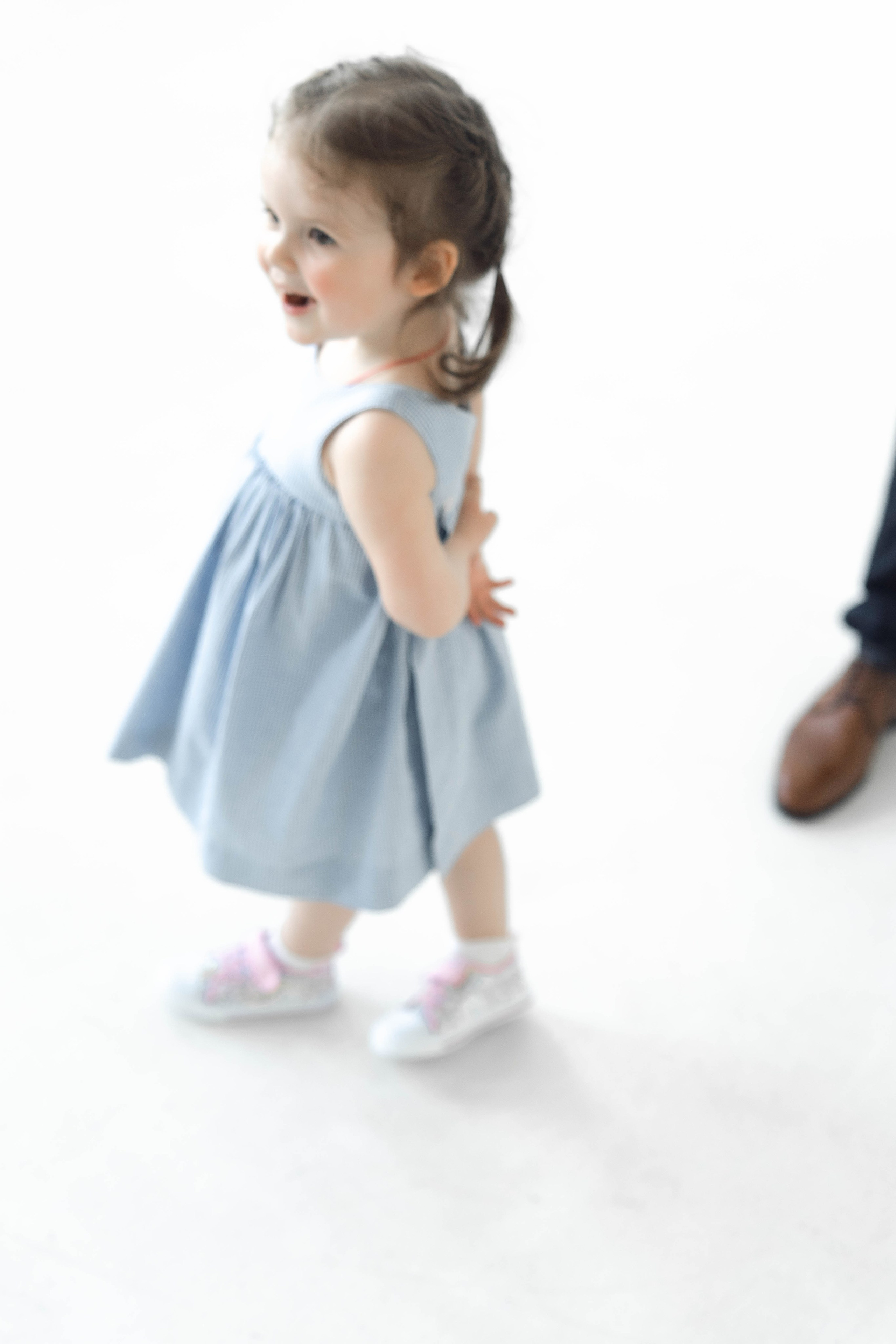 Irina and family. Lifestyle photographer Turku. I catch emotions in the frame