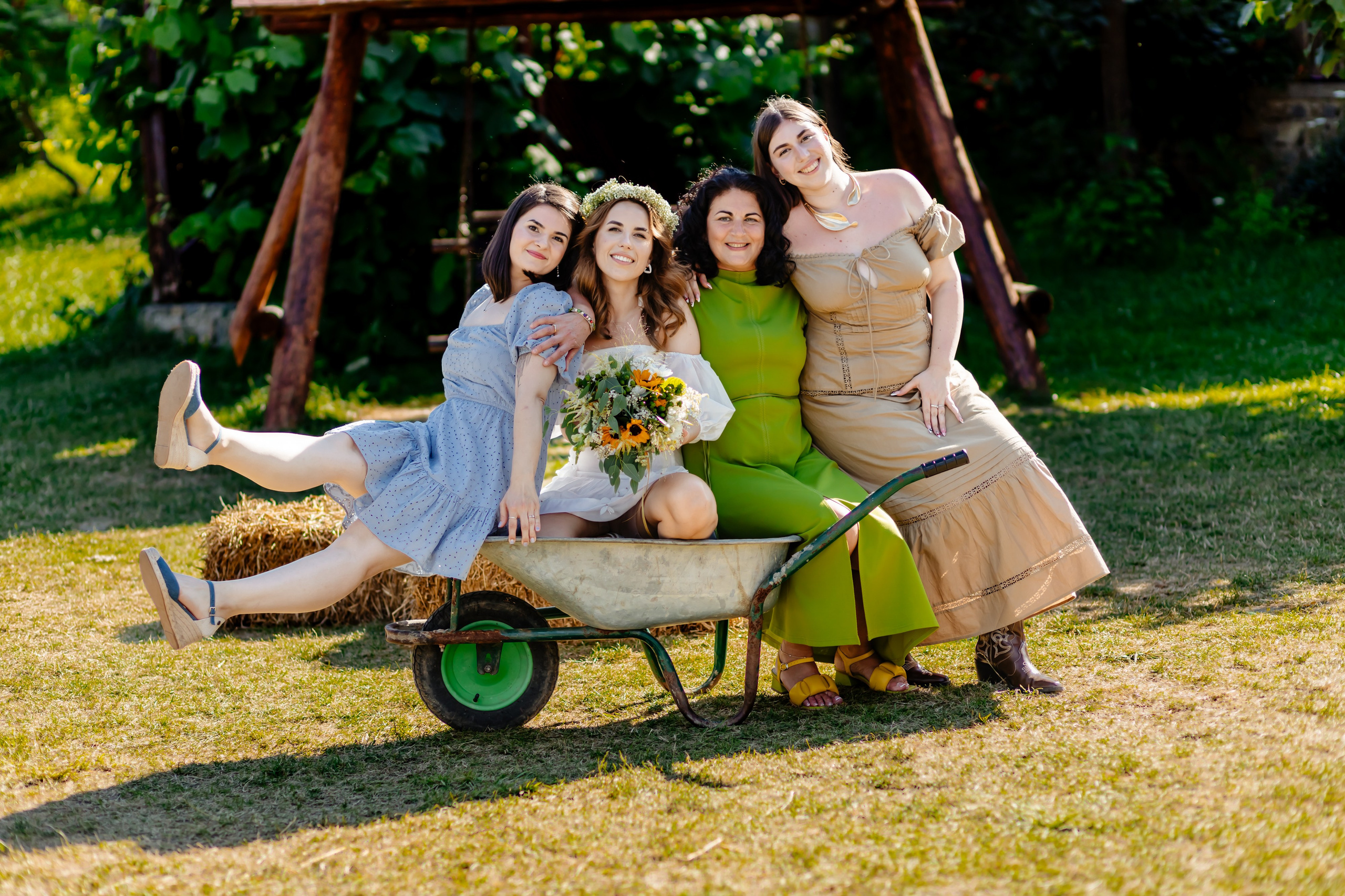 Codruța & Lucian - Civil Wedding - Curtea de Argeș. Fotograf Profesionist Pitesti-Bucuresti| Mircea Seinea