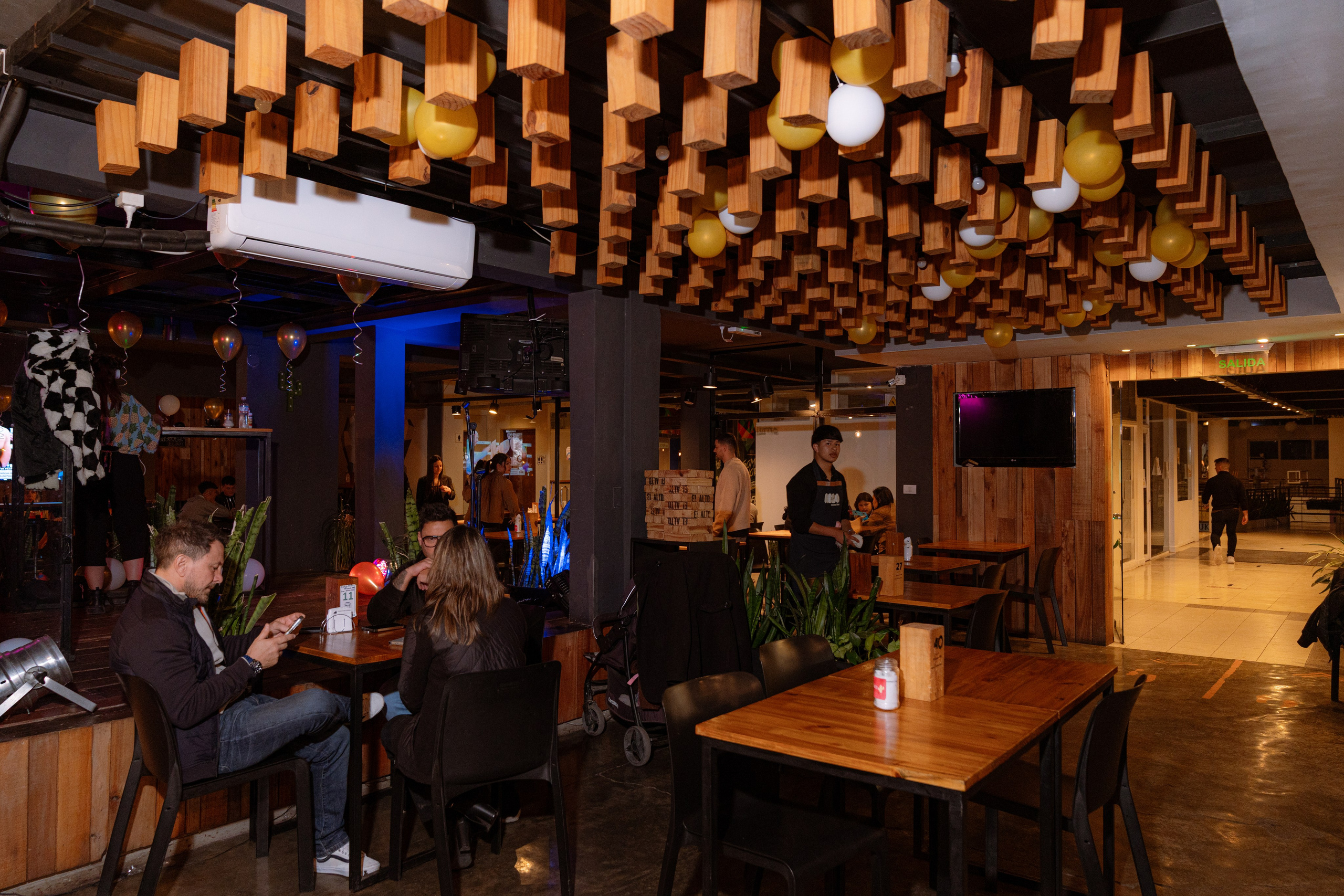Fotografías | ALTO RESTO BAR. Cuarta Pared