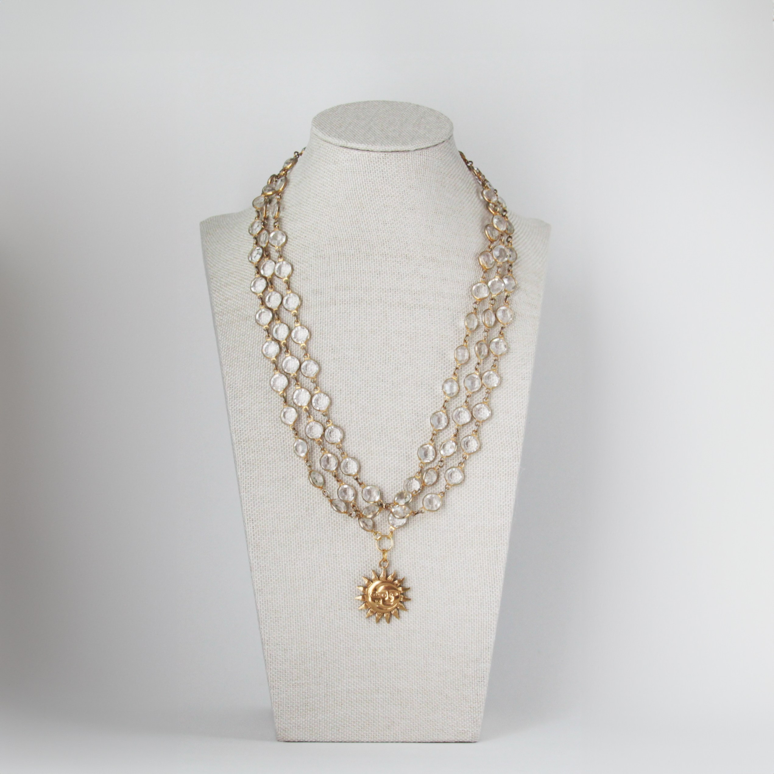 Venice. Современнные и актикварные украшения в Барселоне, Москве и Санкт-Петербурге