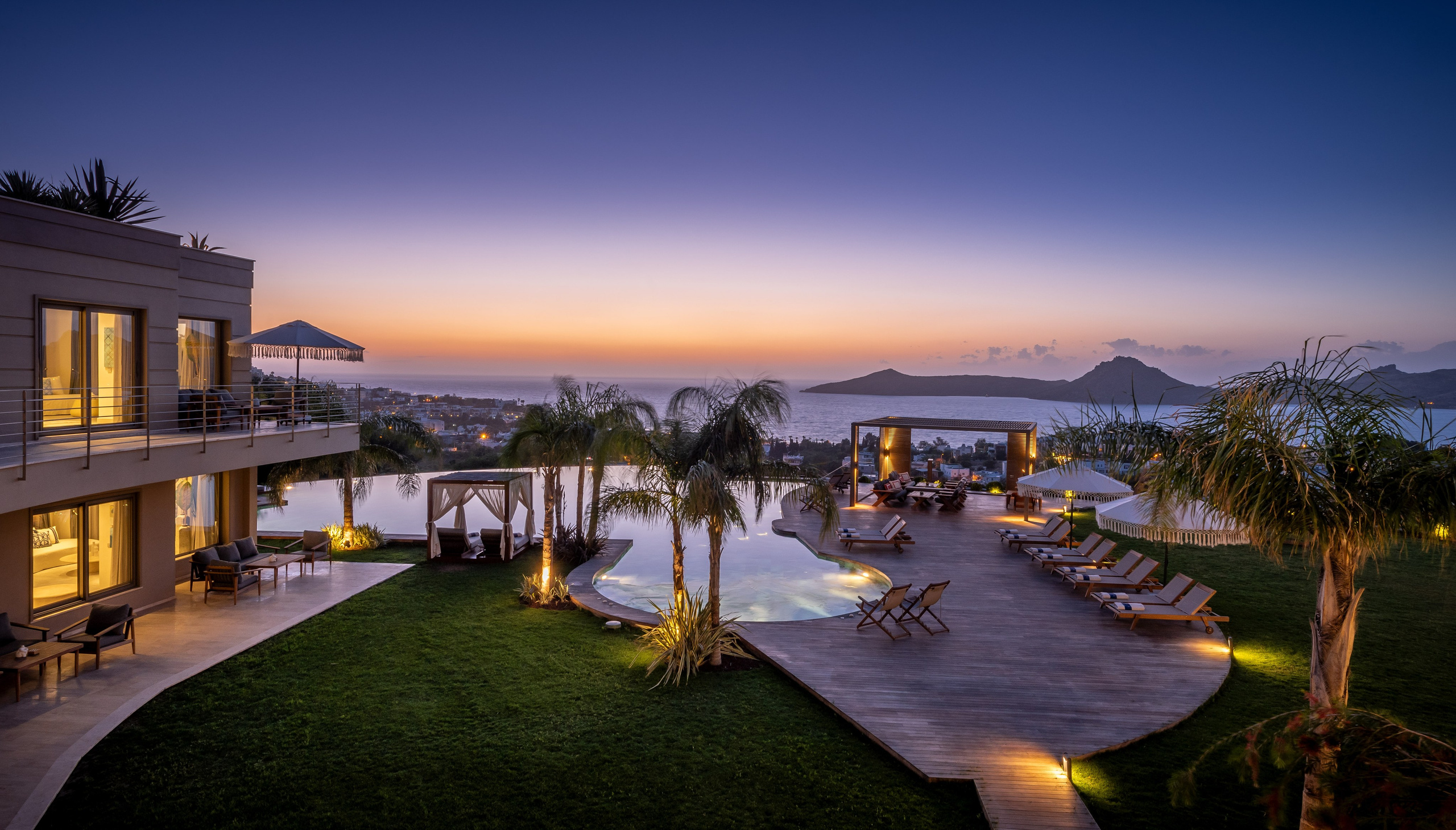 особняк с видом на ялыкавак в бодруме 