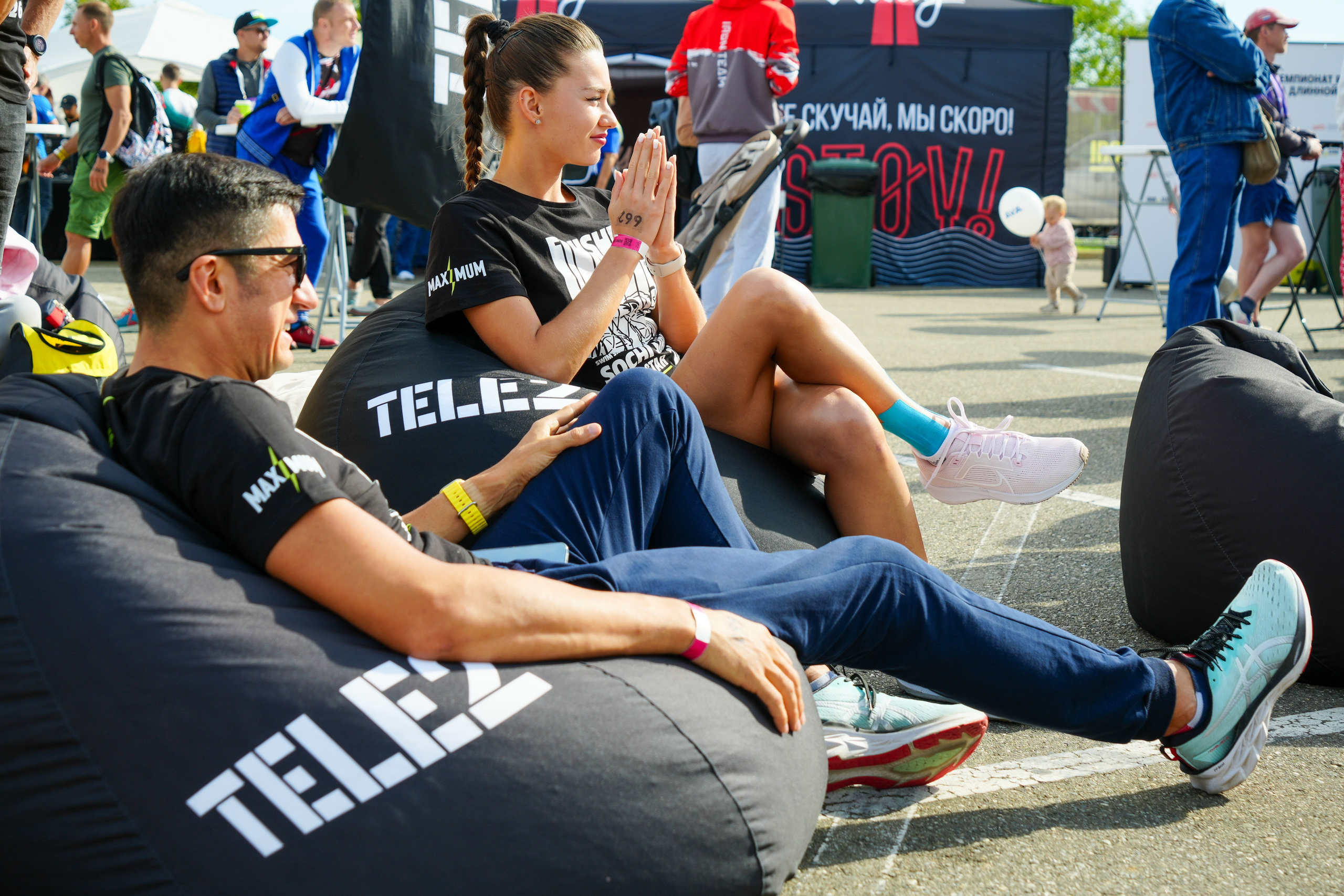 Фотоотчет партнерской интеграции для компании TELE2 на фестивале Ironstar. Репортажный фотограф в Красной Поляне и Сочи Павлюченко Екатерина