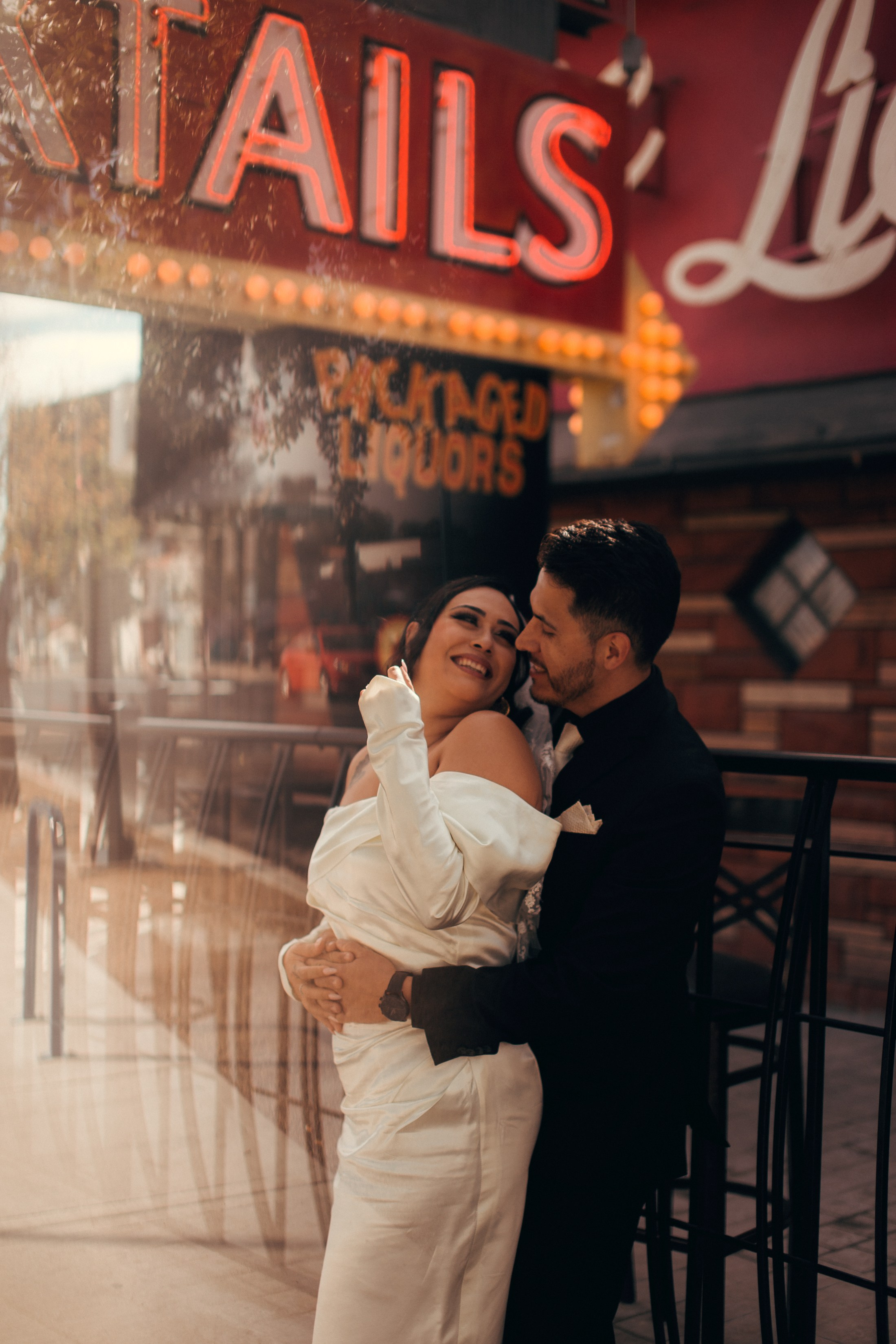 Celeste&Alejandro. Wedding & elopement photographer Viktoriya Kravtsov. Las Vegas