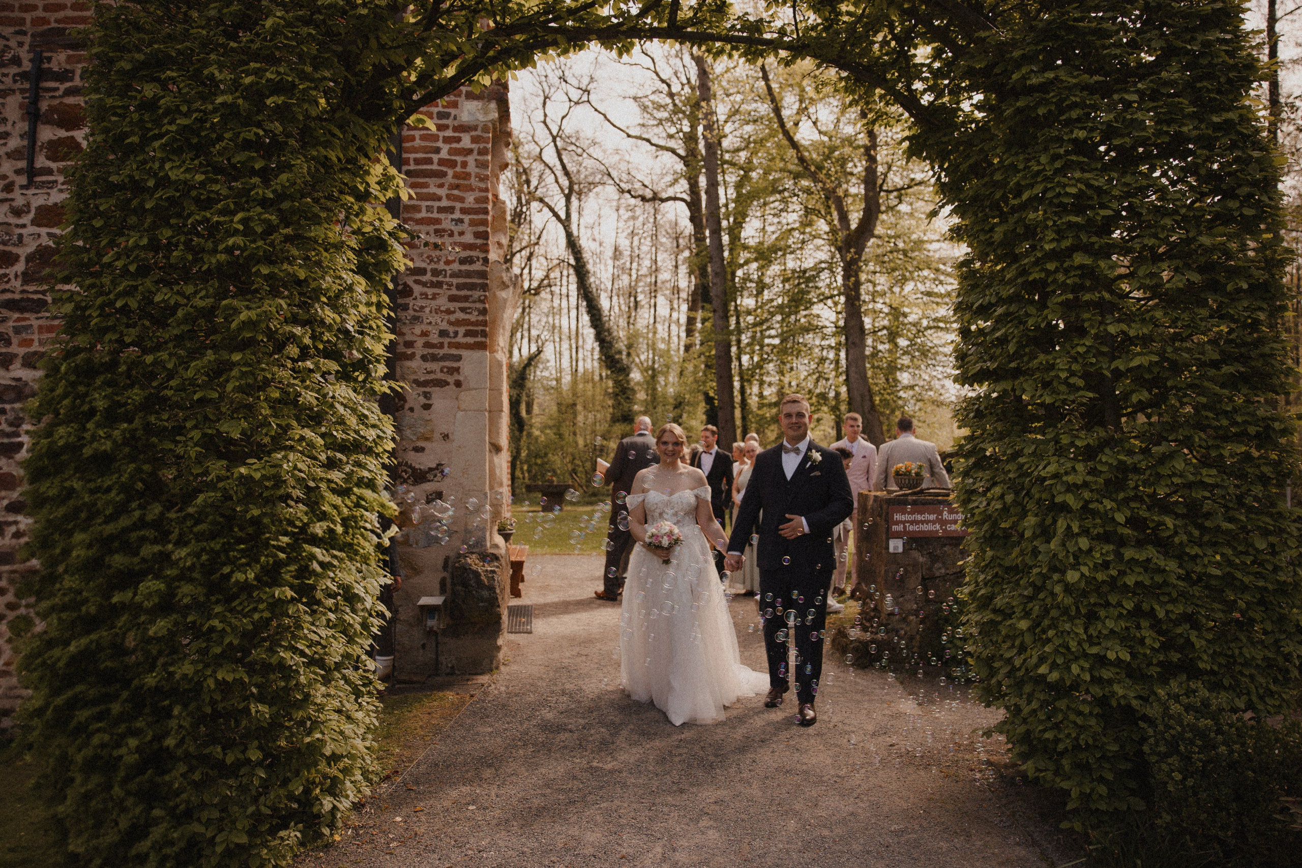 Lorena & Jan l Schloss Sythen. Hochzeitsfotografin Bochum | Halyna Reiche Fotografie NRW