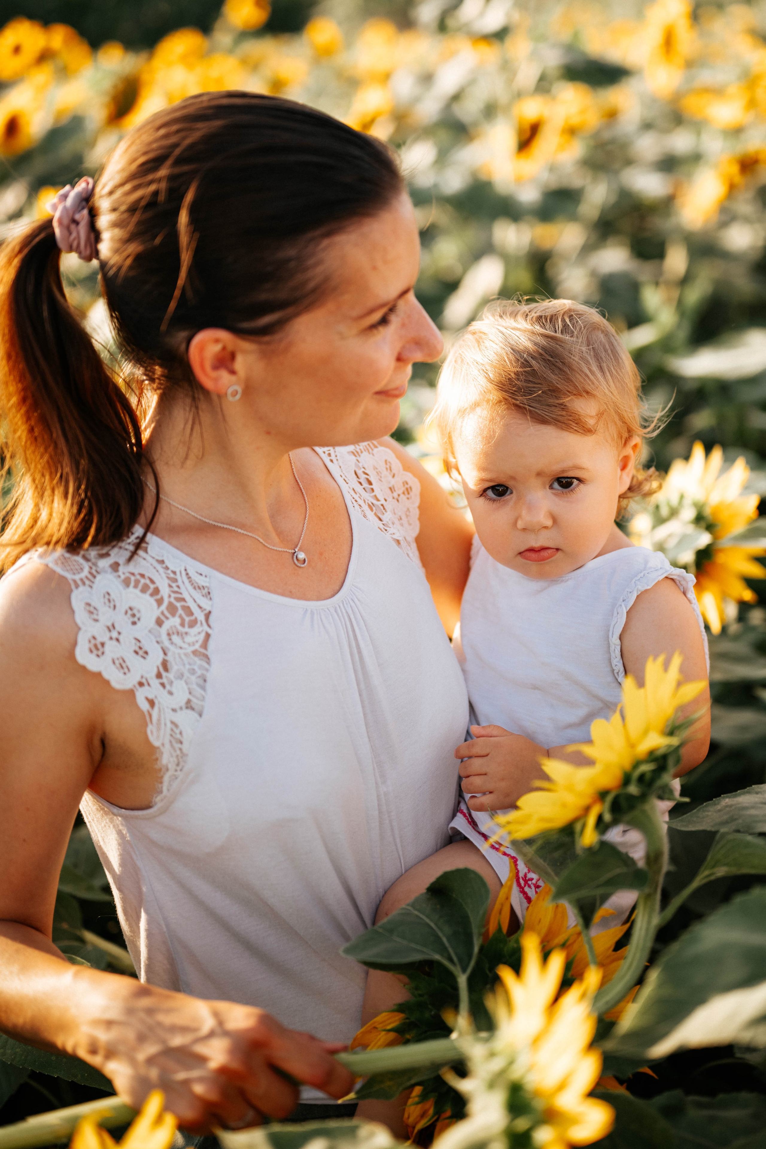 Višnja, Iskra, Maja i Stevan - porodično fotografisanje. Dečiji i porodični fotograf