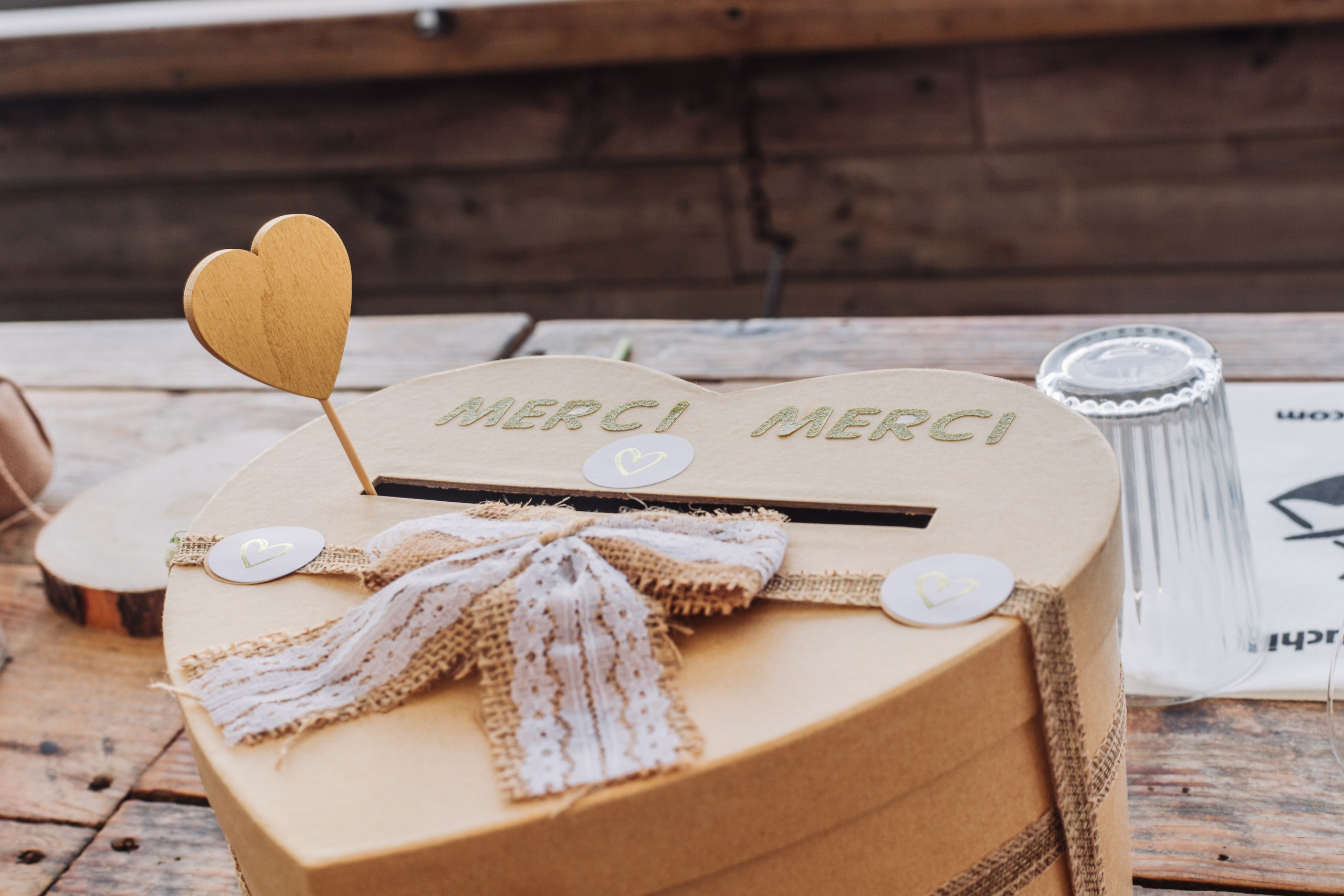 Sylvie & Lilian | Au bord de la mer. Photographe professionnelle à Poitiers, Tours et Châtellerault | Studio photo entre Poitiers et Tours – portraits, familles, entreprises, ma