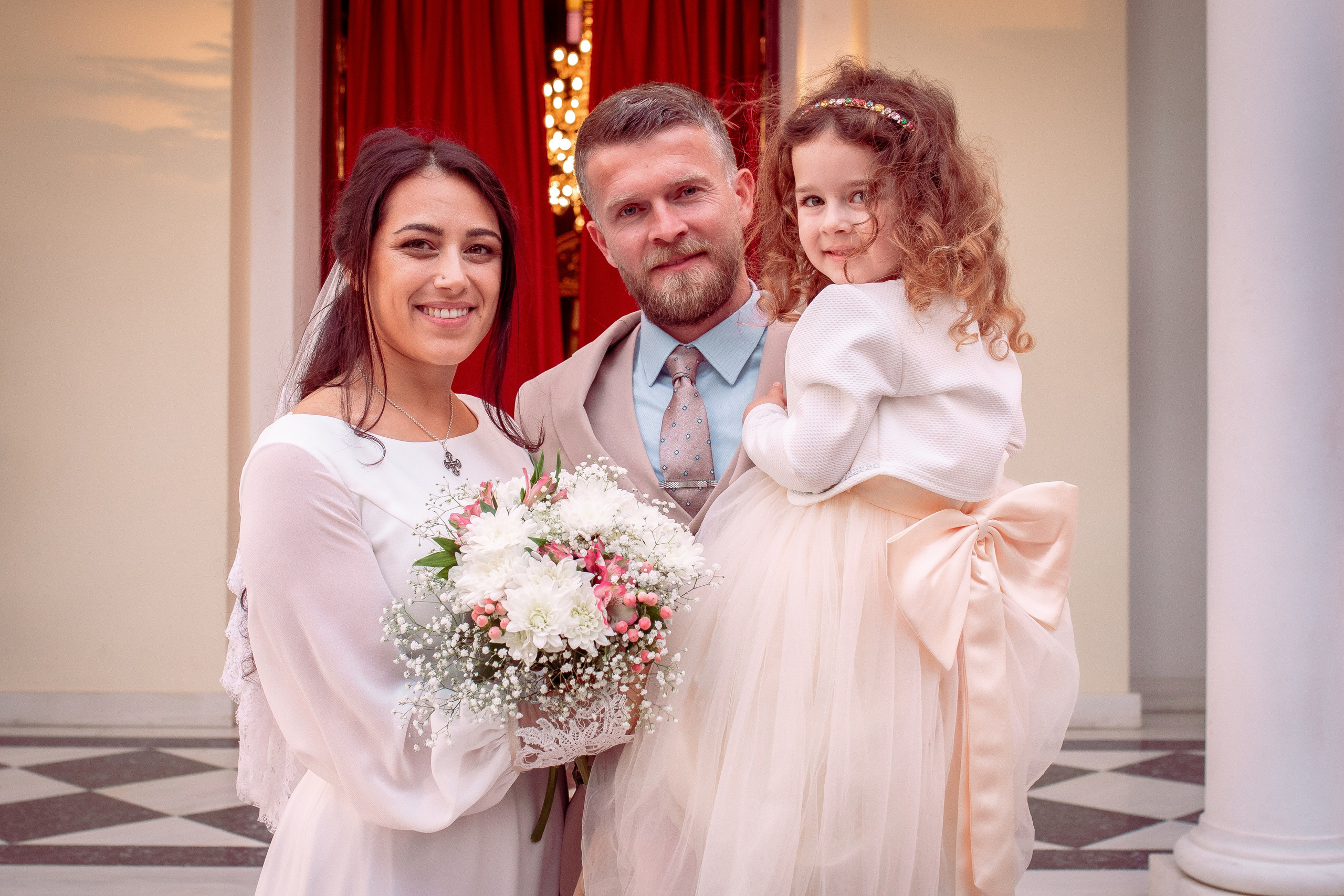 Celia’s wedding. Family Photographer in Greece