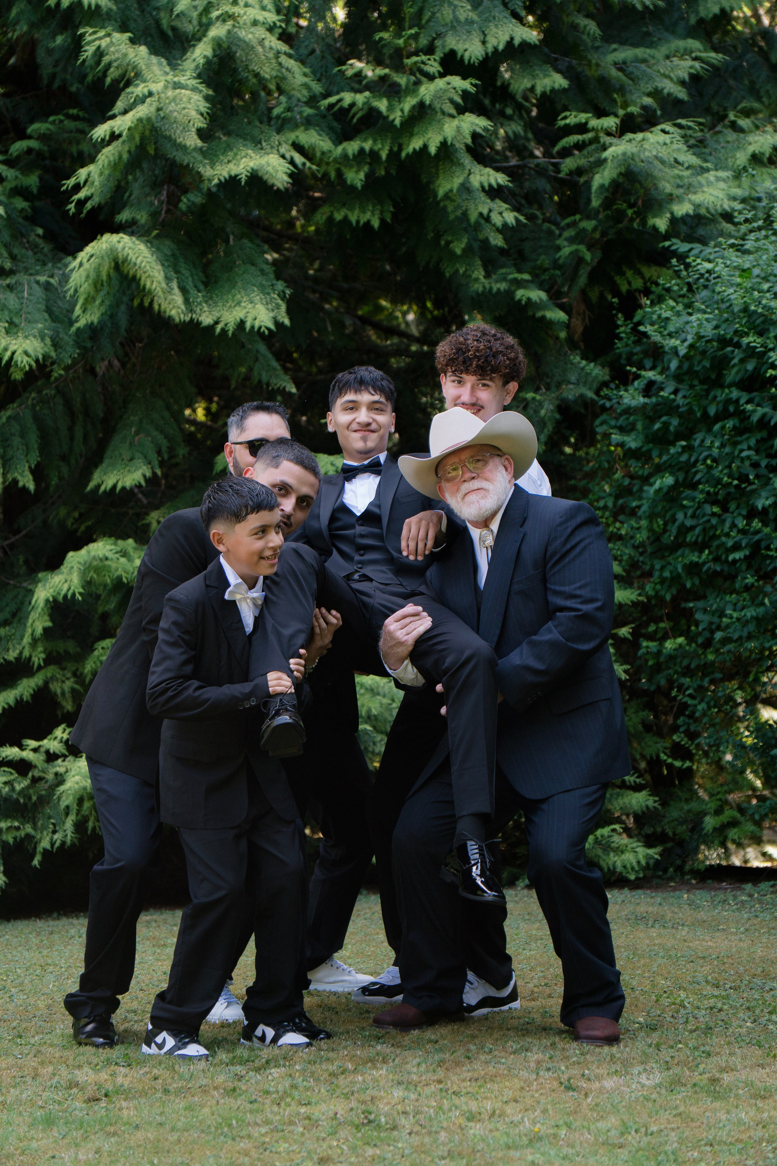 Arianna and Cristopher | Intimate Wedding. Photographer in Washington Sophia D