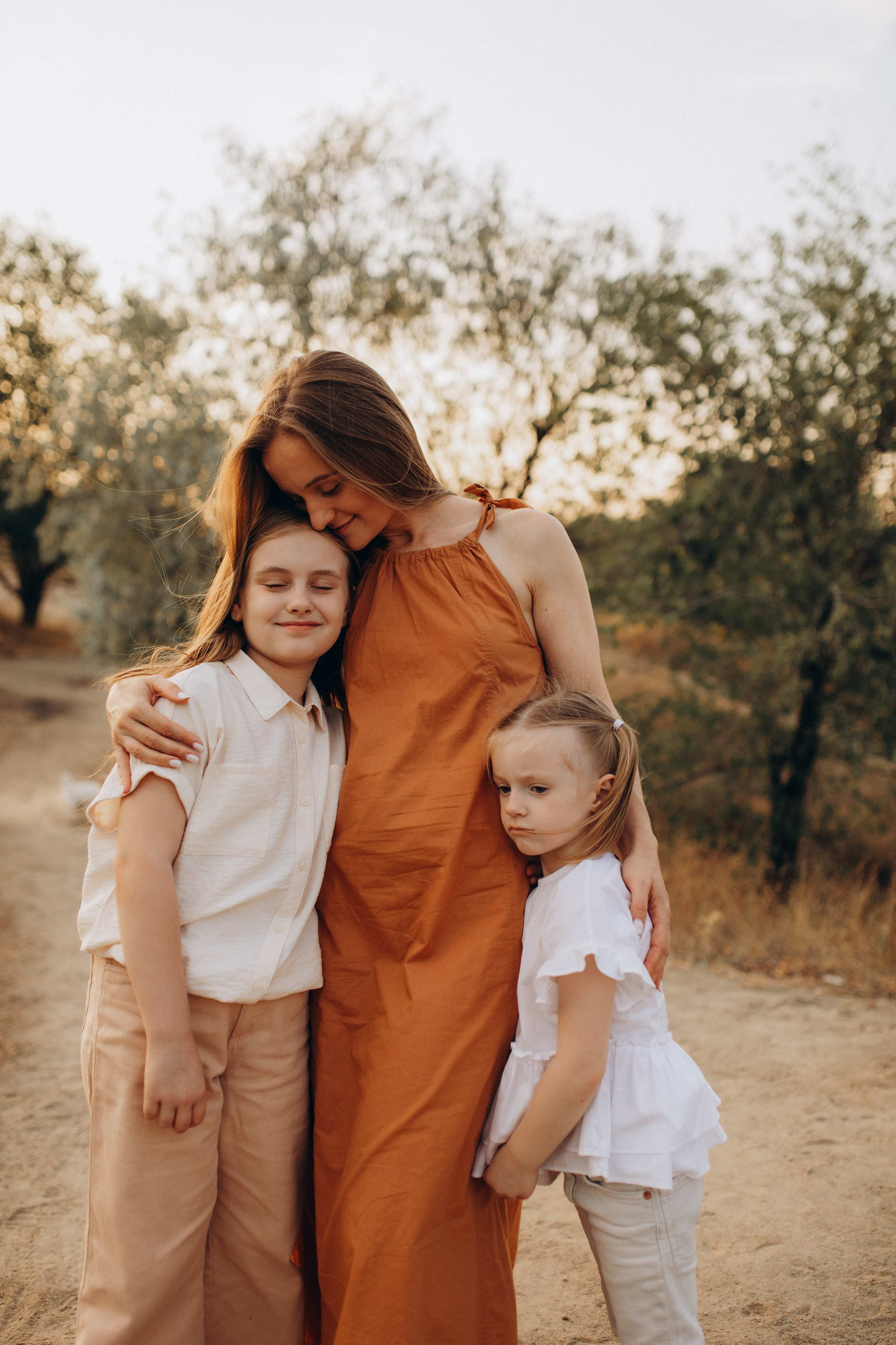 Ніколь Полінка Зіна Олександр. Сімейний фотограф Світлана Садовнікова