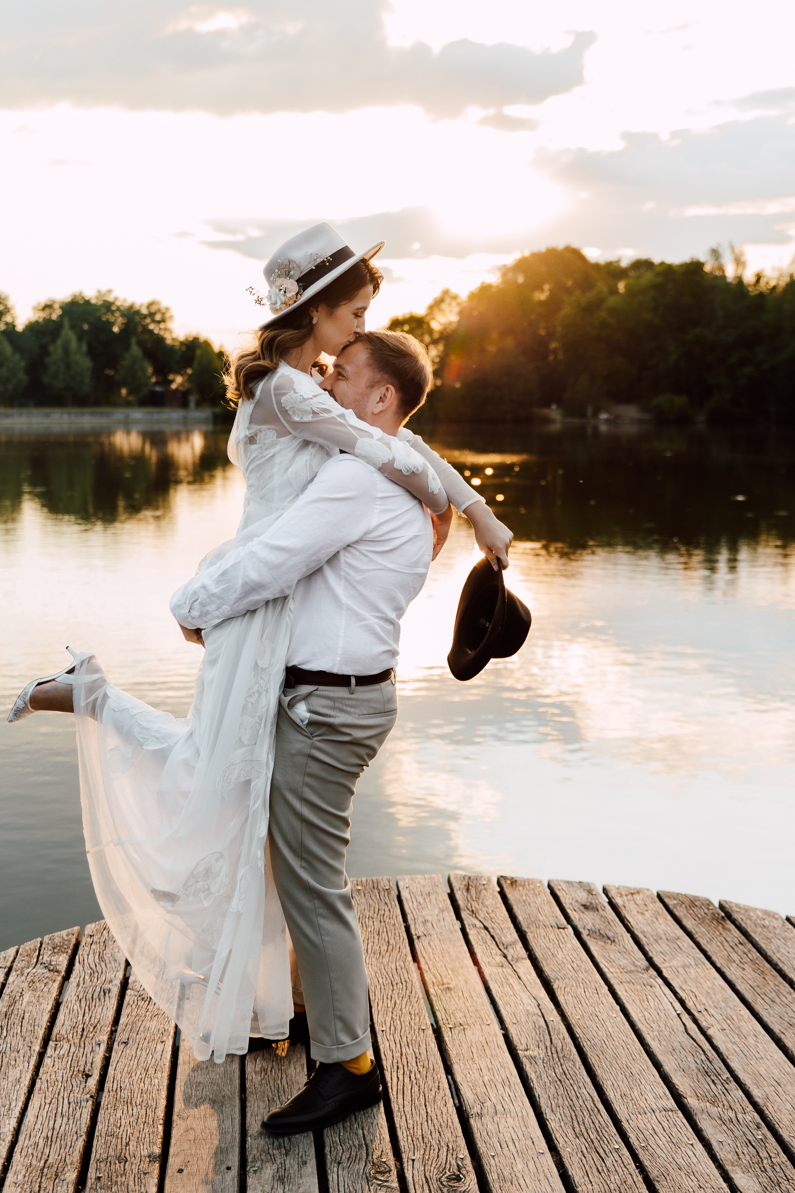 Elopement by the lake