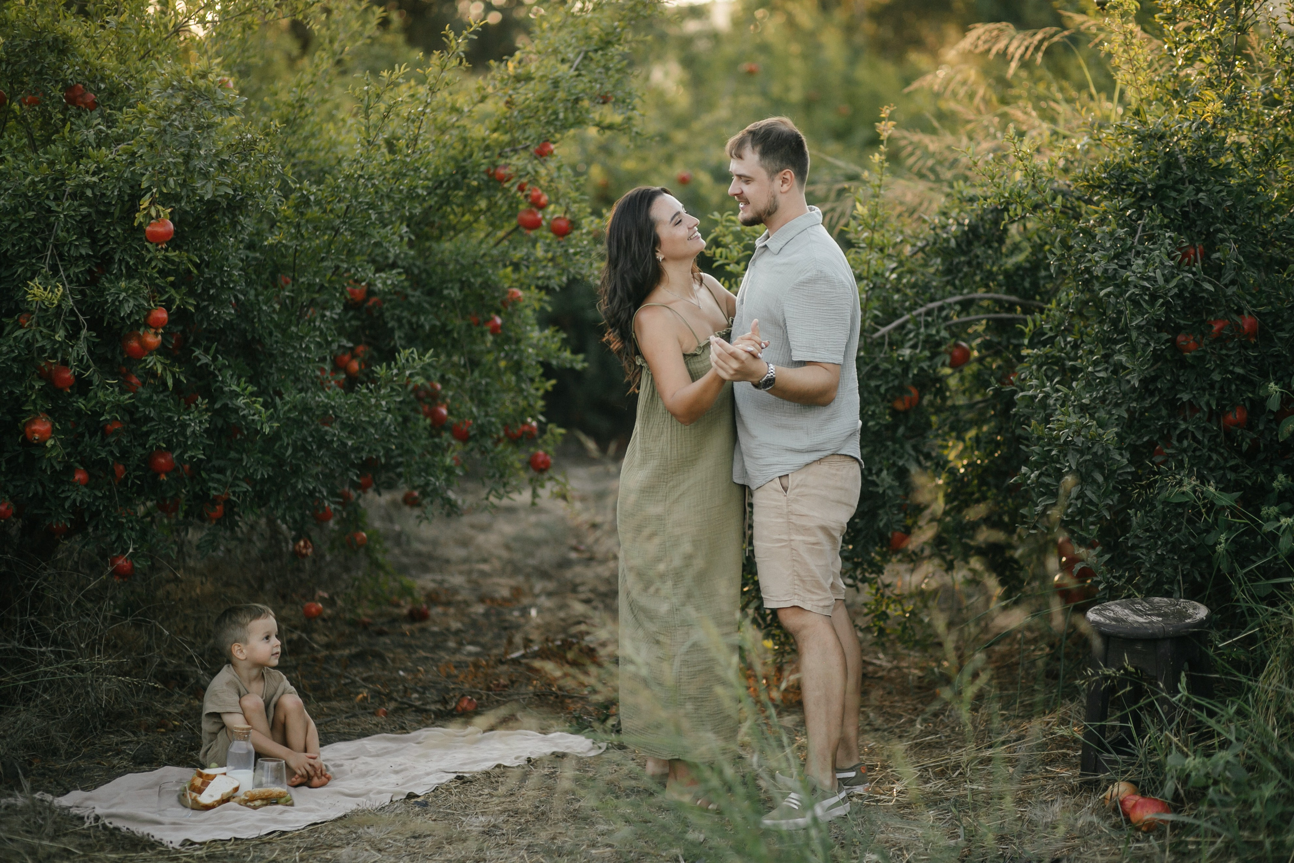Binyamina garden. Family photographer in Israel