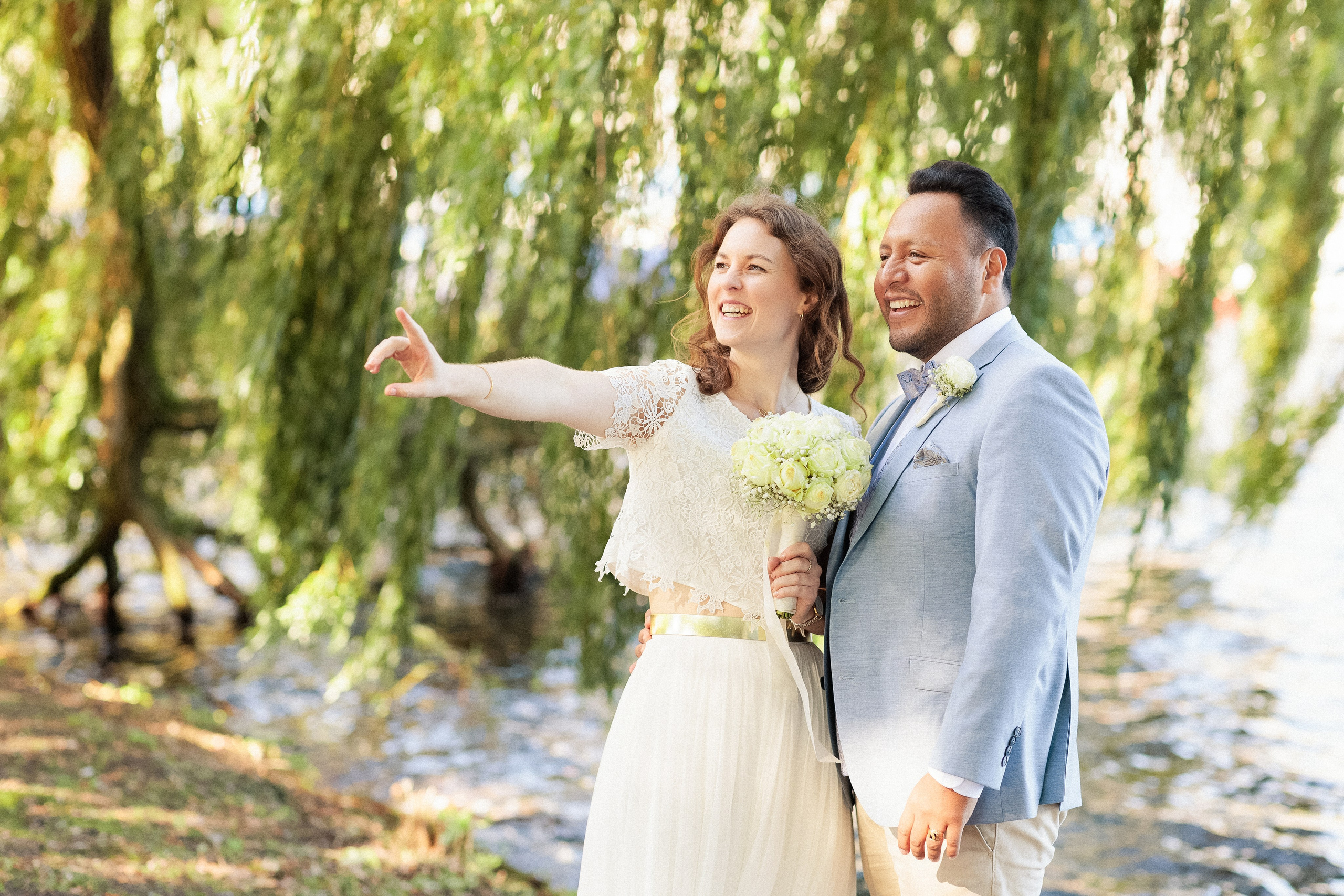 Traumhochzeit im Bobby Reich | Moderne Liebe am Hamburger Alsterufer. Hochzeitsfotograf und Hochzeitsvideograf aus Hamburg | Roka21Film