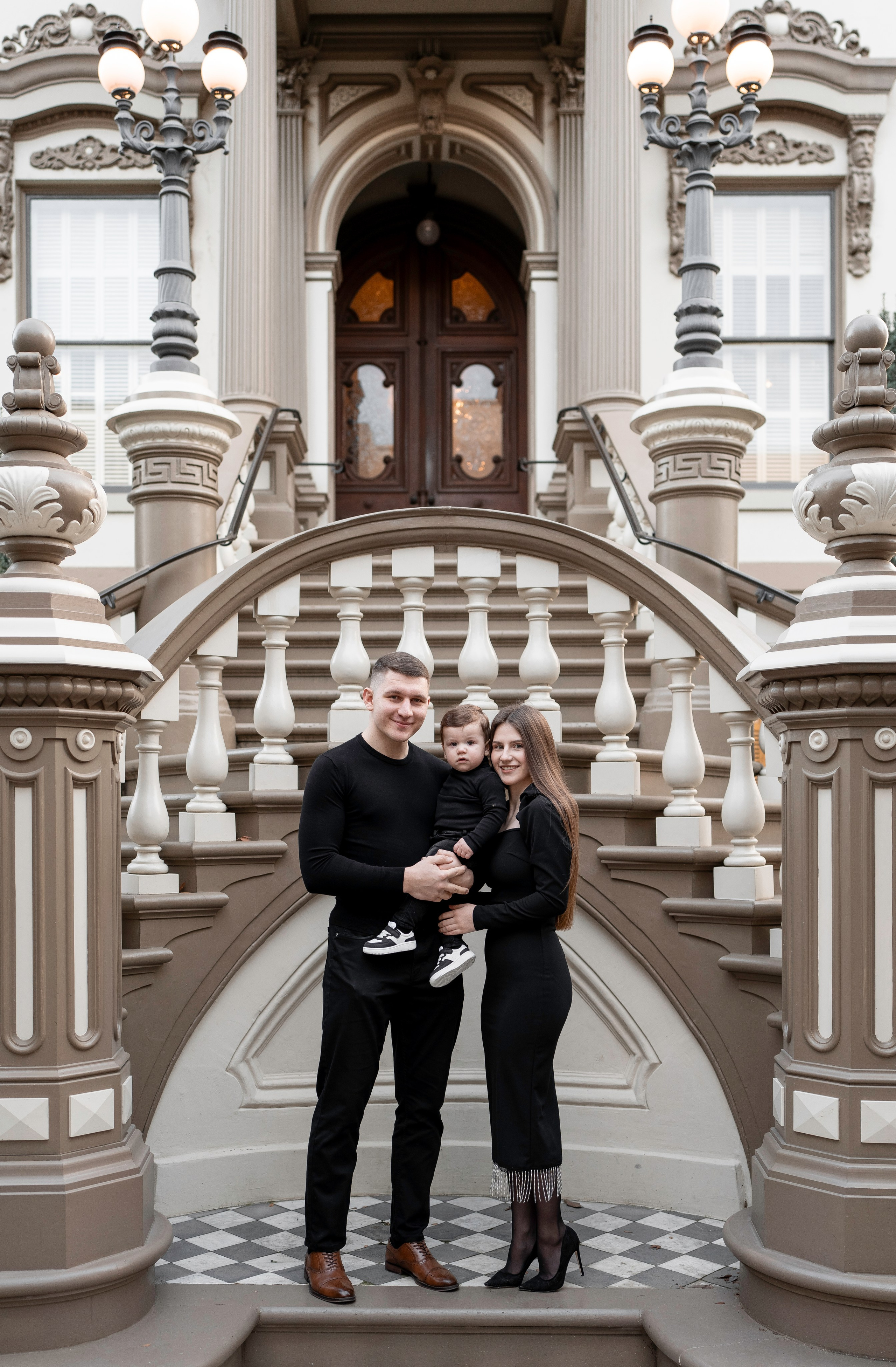 Artem, Nadia & Elisha. Family photographer in Sacramento | Sofia Pavenko