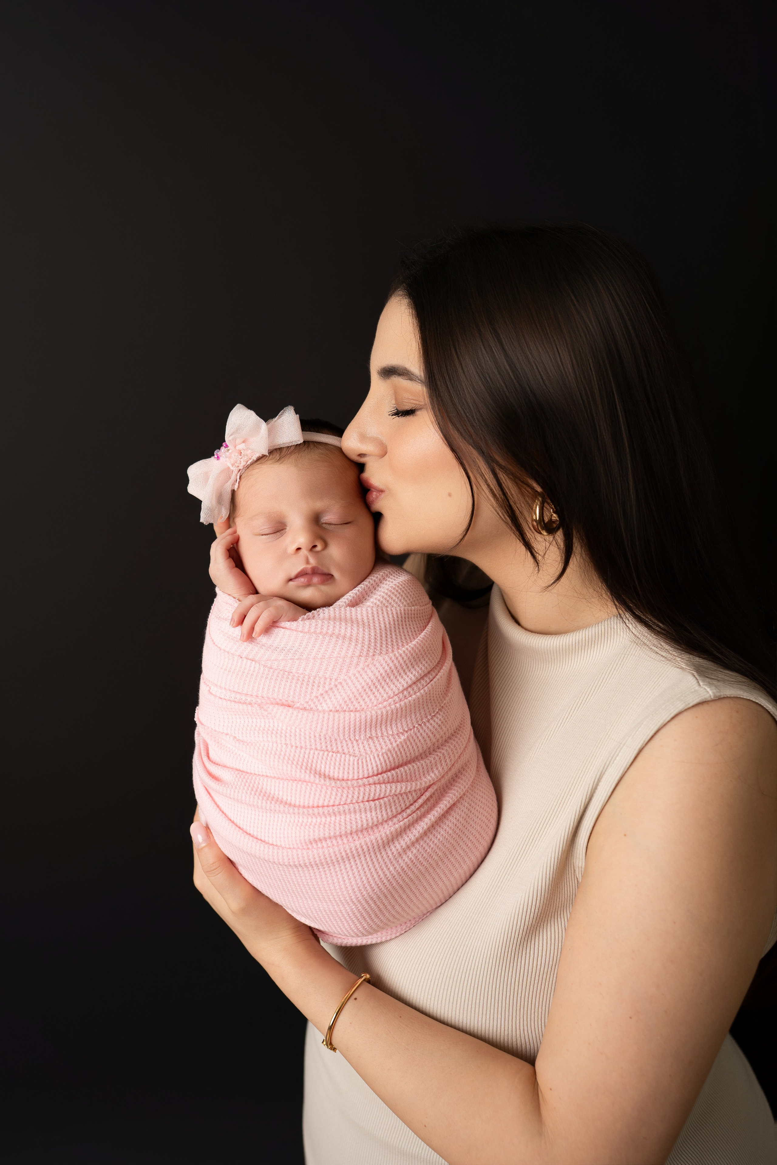 Newborn+Family. Maternity, family and newborn photography in San Francisco Bay Area