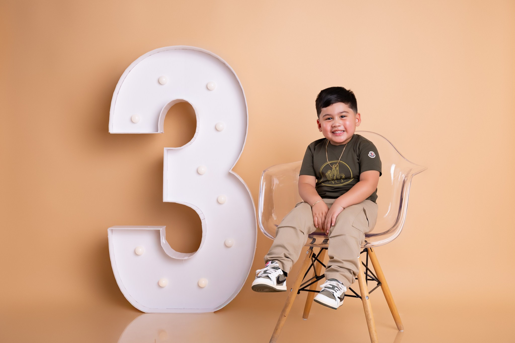 Isaac 3 years old. Professional family, maternity & newborn photographer in North Charleston, SC, creating timeless portraits