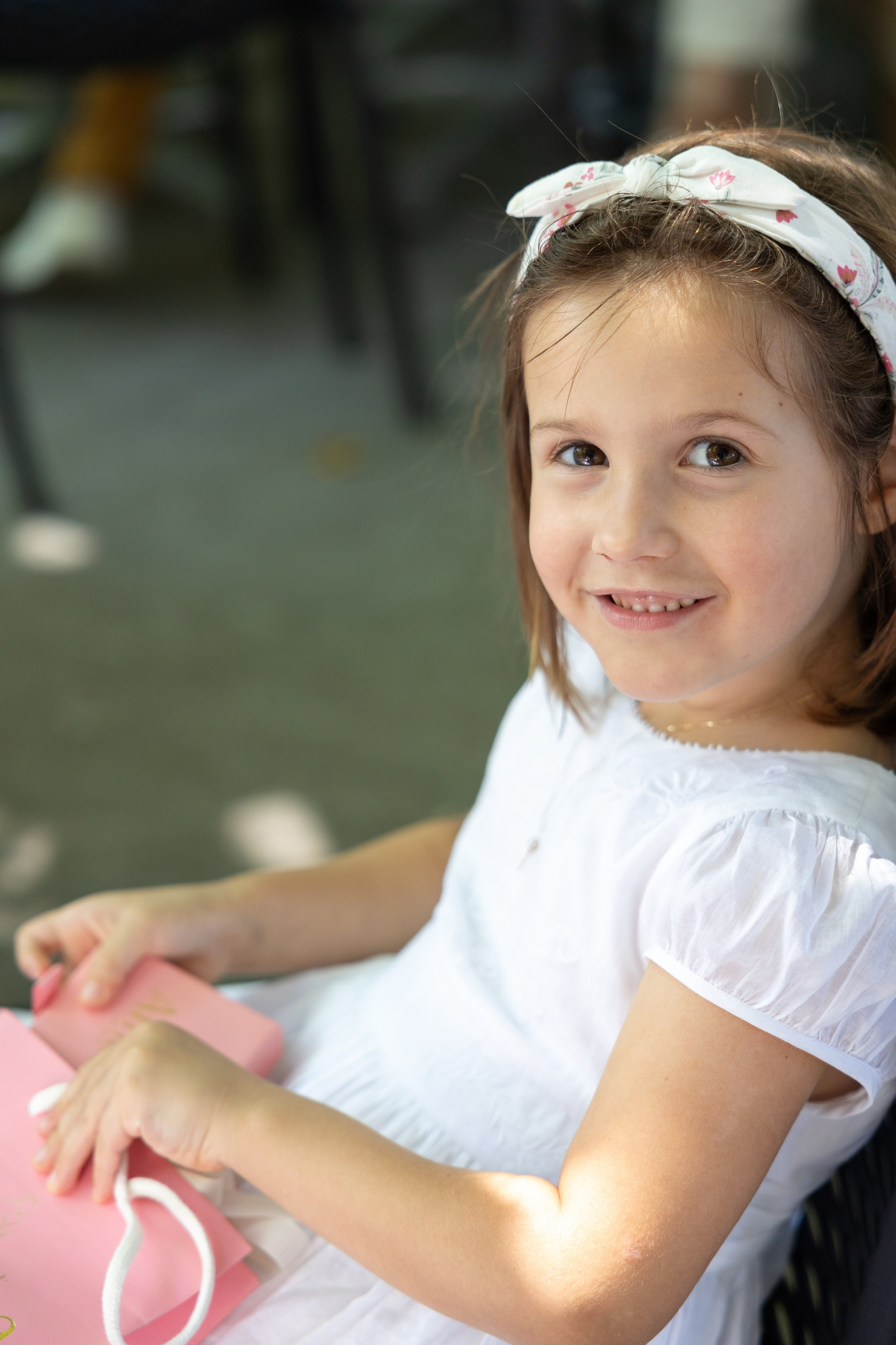 The Baptism of Diana in the Church of Saint-Sernin in Toulouse. Eugénie Smirnova — Photographe à Toulouse et dans le Sud-Ouest