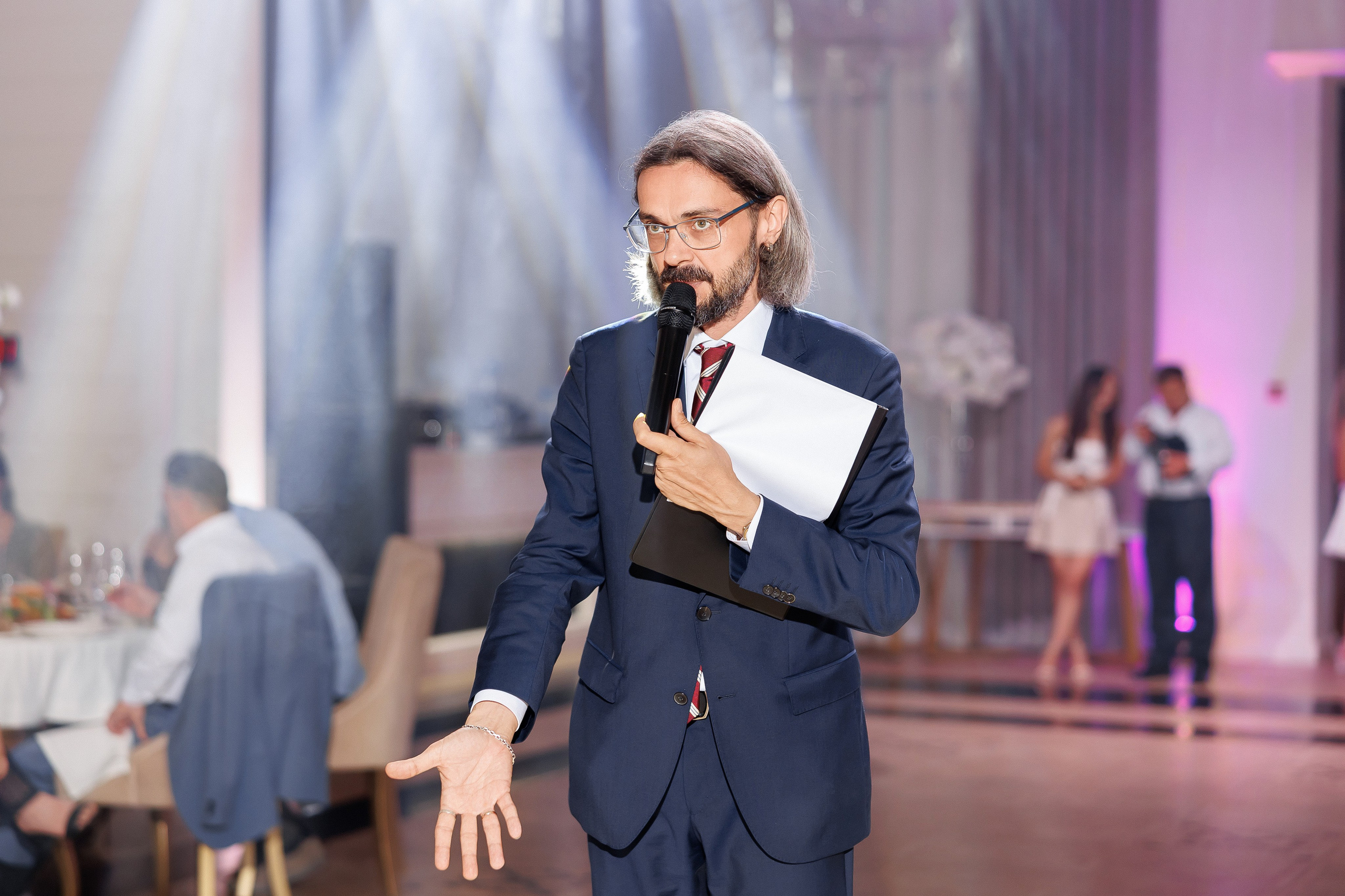 Eugen & Livia — Grand Elysee — Wedding Day. Servicii Foto și Video 067188353