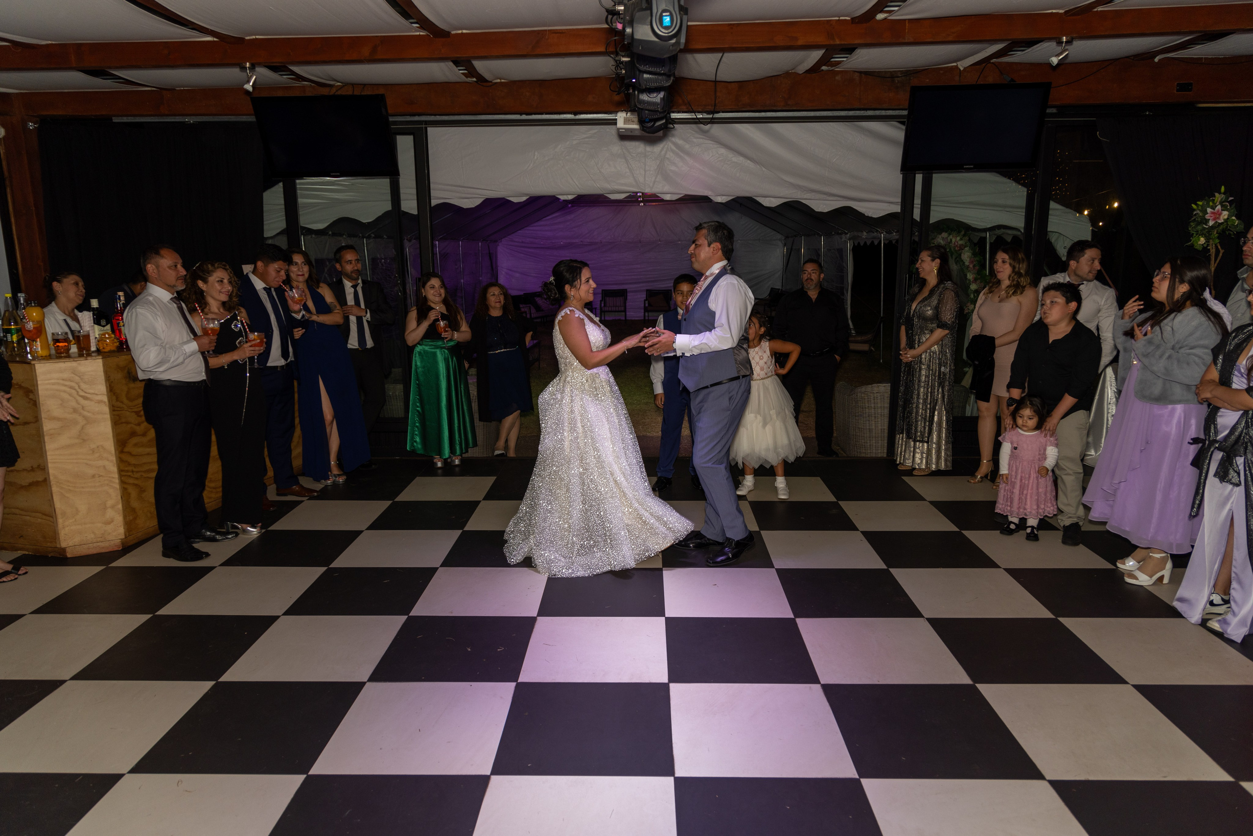 Katherin y Daniel. Dinka & Emilio - El arte de preservar lo que no se repite