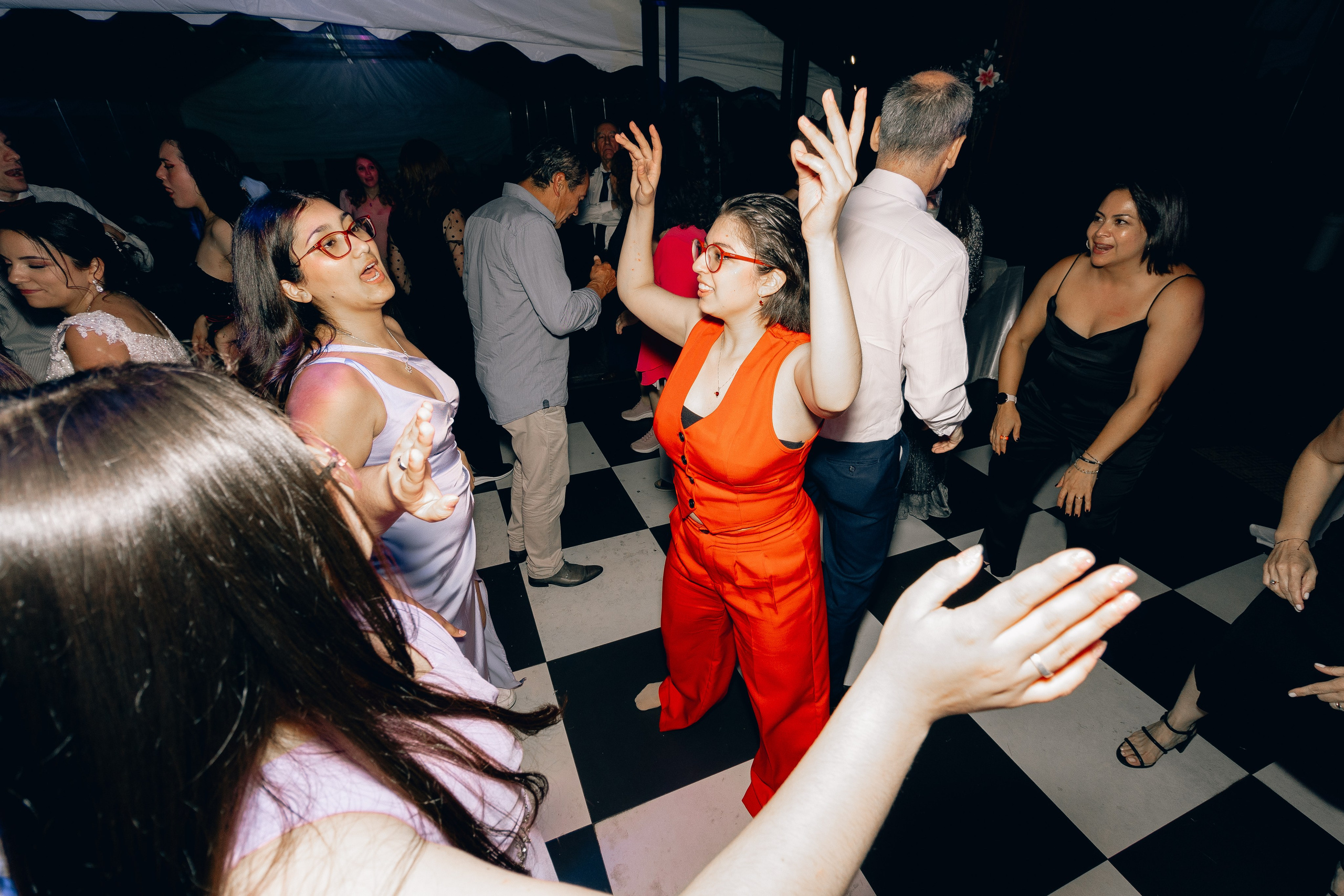 Katherin y Daniel. Dinka & Emilio - El arte de preservar lo que no se repite