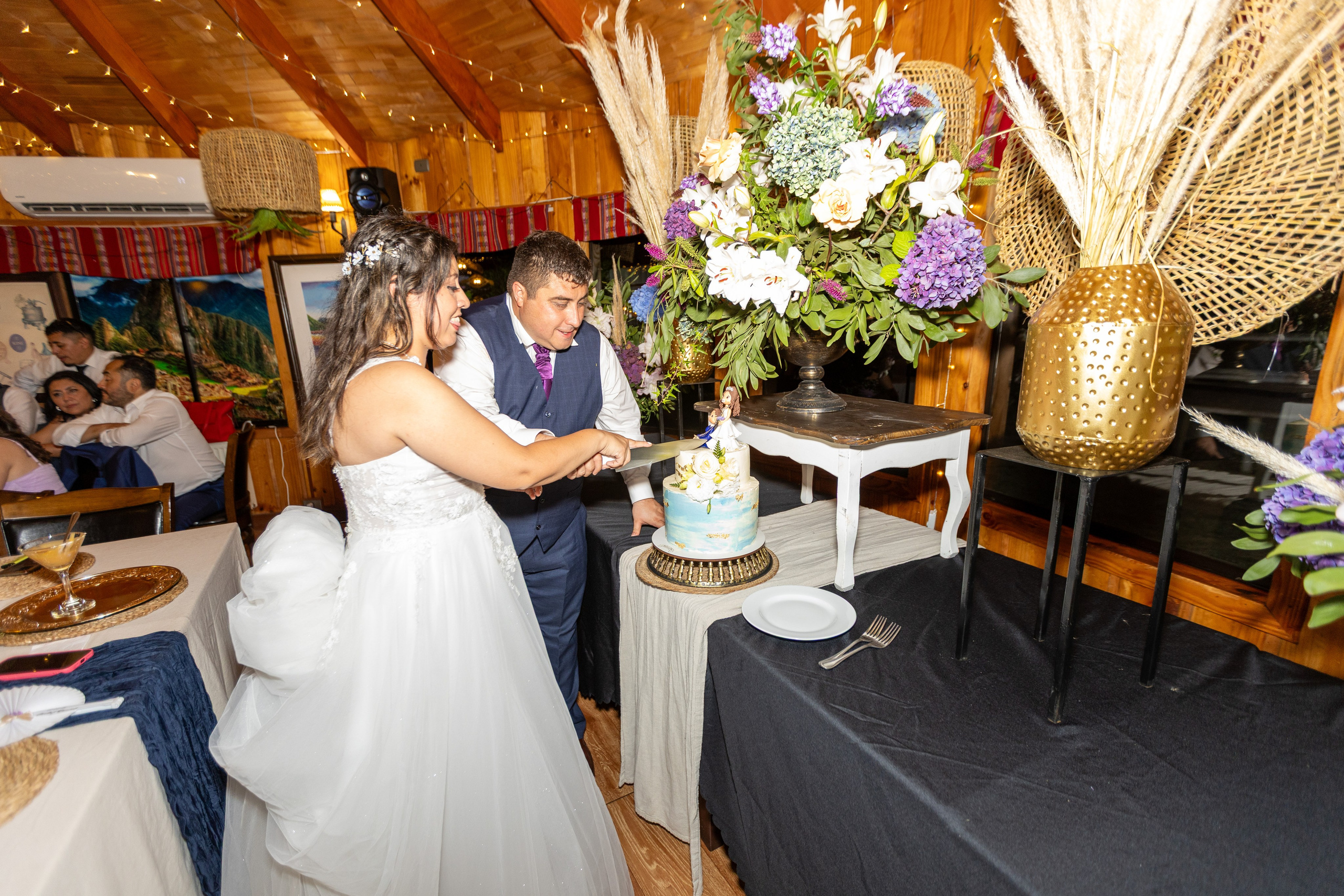 Carla y Daniel. Dinka & Emilio - El arte de preservar lo que no se repite