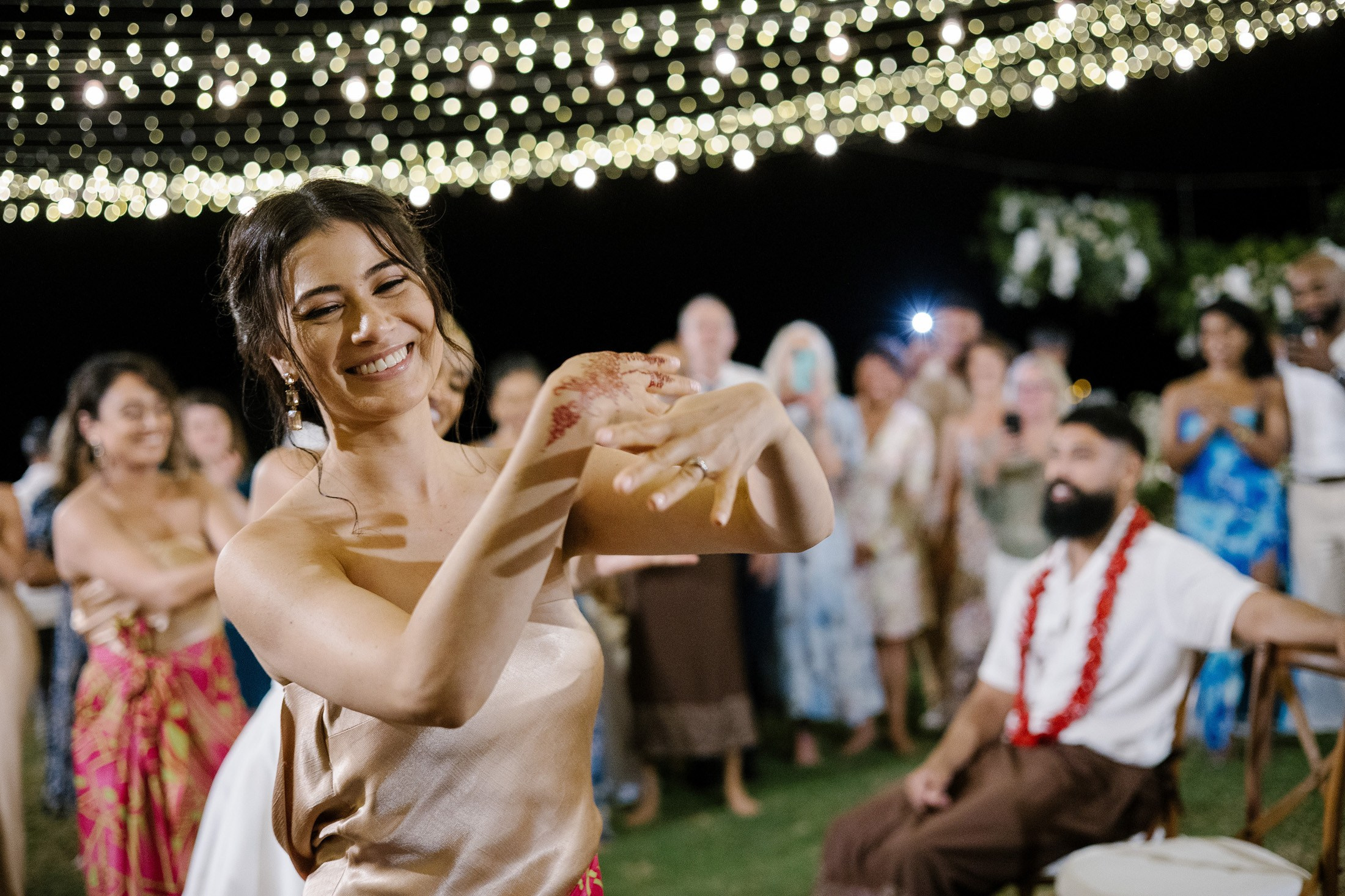 Big funny wedding with guests in paradise Bali island. Get.it.feel — Aesthetic Photography and Videography