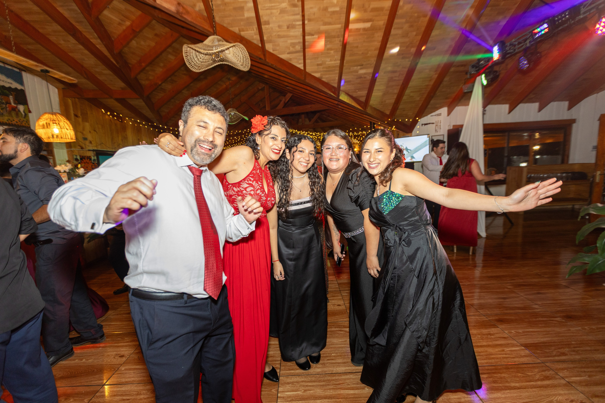 Carla y Daniel. Dinka & Emilio - El arte de preservar lo que no se repite