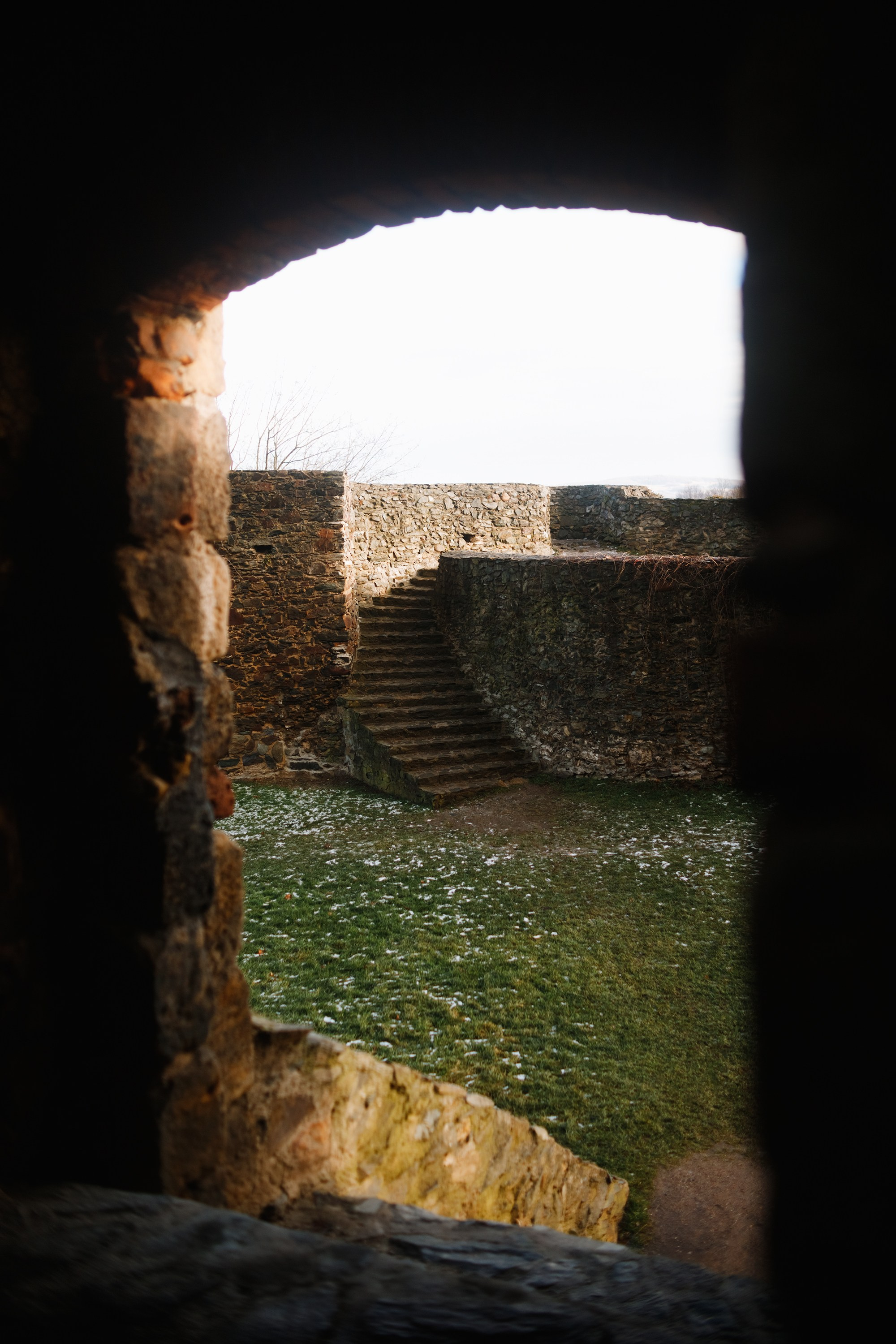Bolków castle. Kaja | fotograf we Wrocławiu | ludzie i psy