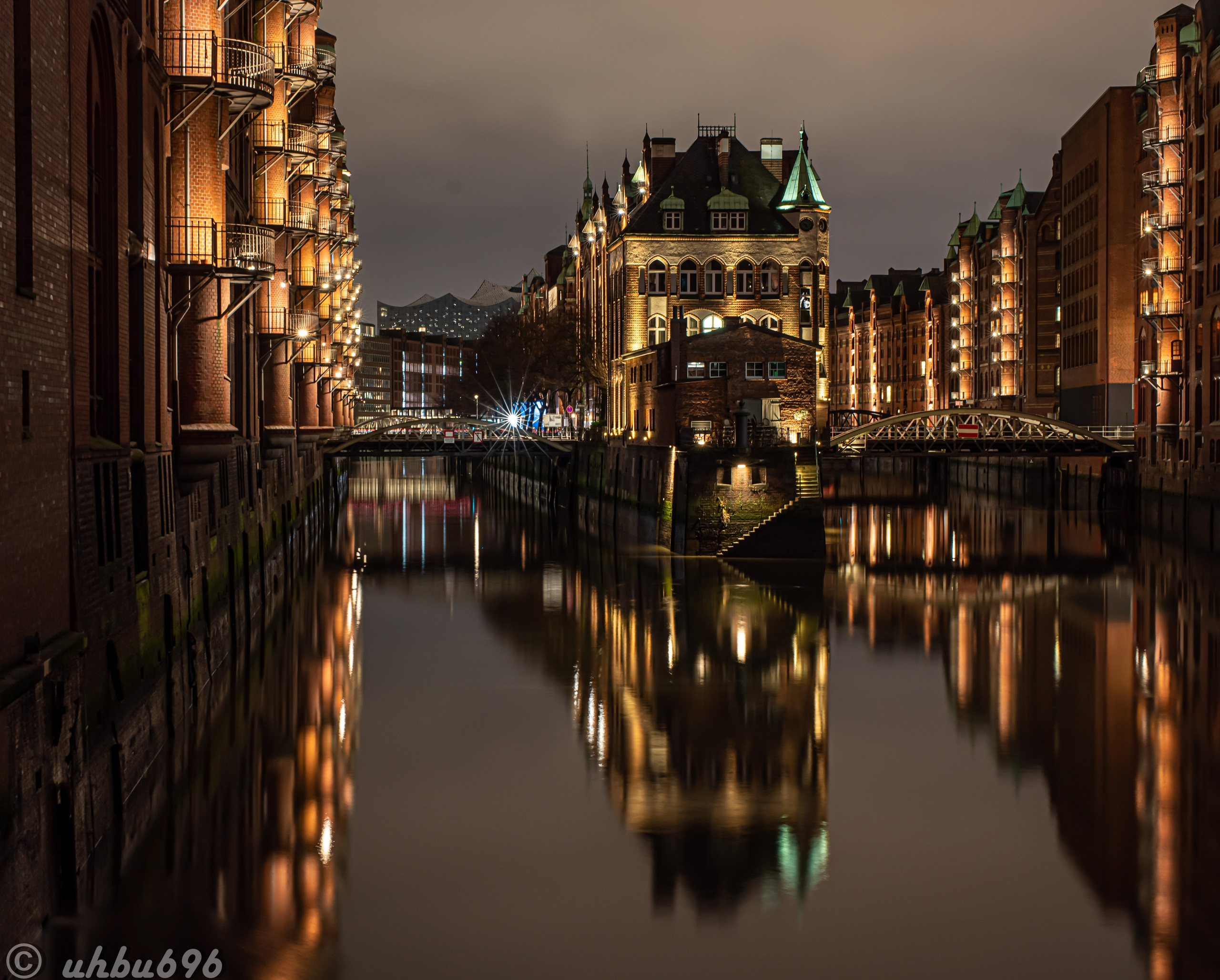 Speicherstadt in Hamburg — Historic Warehouse District by the Water. ReCity — local city news that matter, no noise
