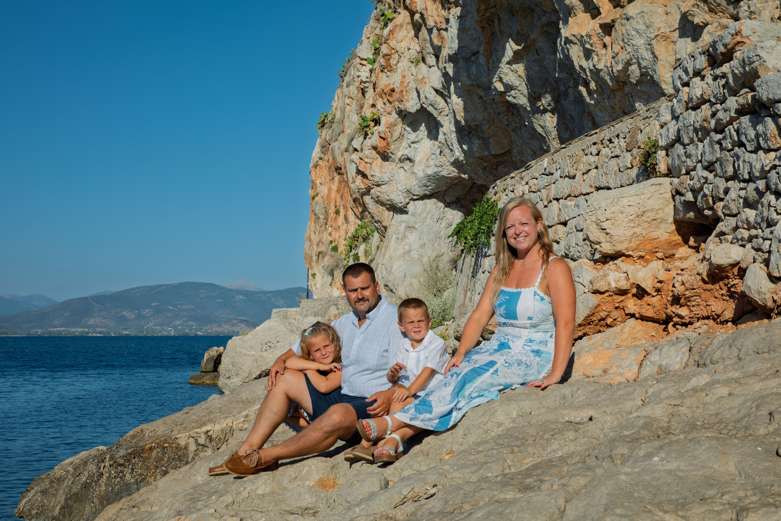 Family Kordalis (USA - Greece). Photographer Anya Khasapi. Nafplio, Greece