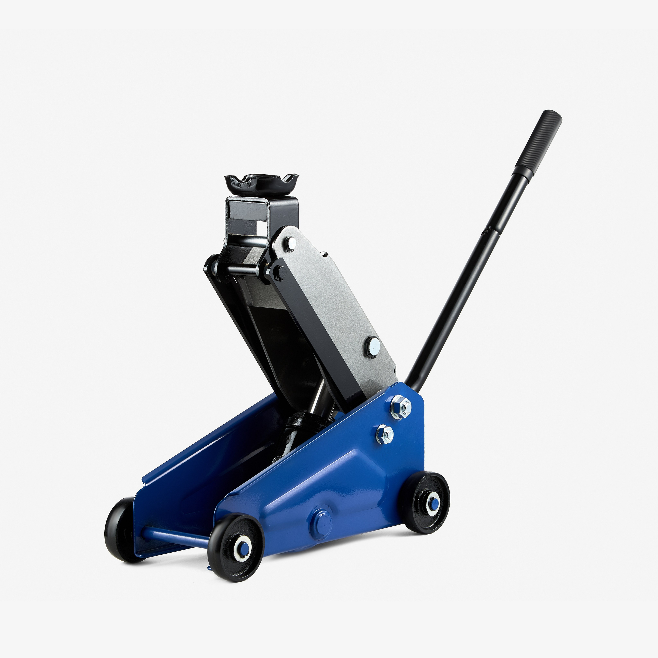 Инструменты и оборудование. Предметная фотосъемка в Алматы. Студия фото и видео съемки товаров