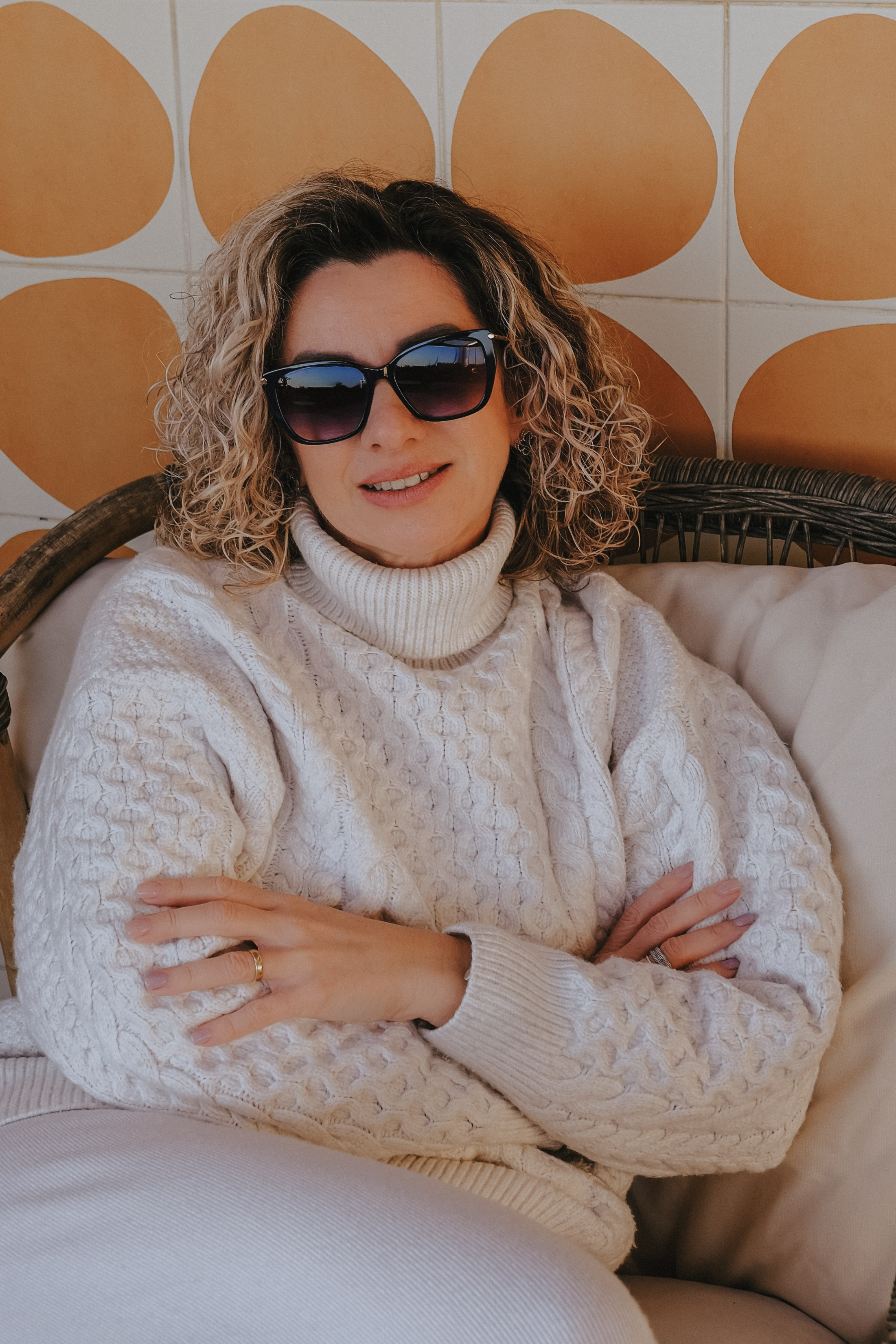 Sesión de pareja en la playa. Fotografía profesional en Calafell - Elena Medvedeva