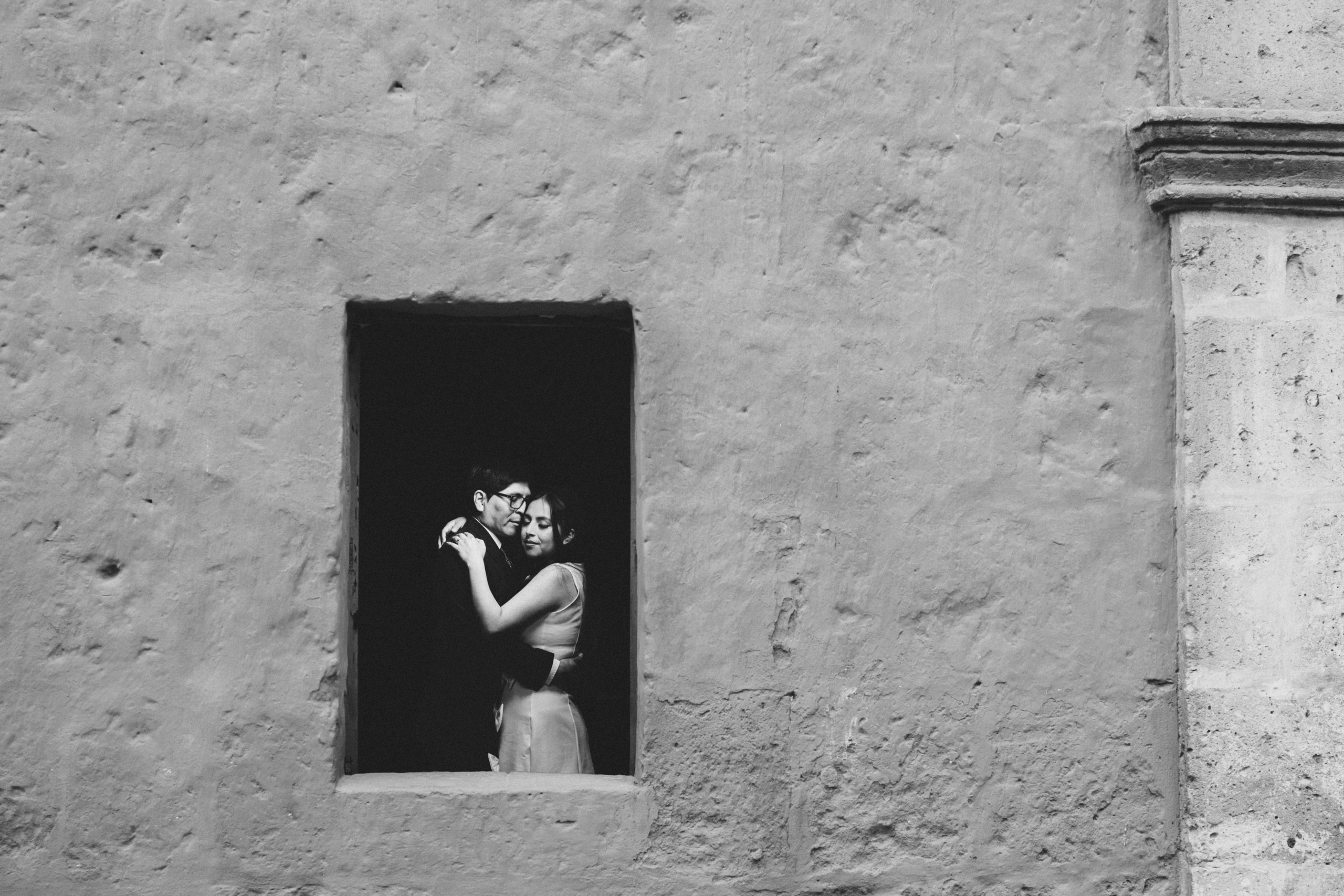 FERNANDO + MARIBEL | BODA RELIGIOSA. Studio KVTA | Fotografía y Video de Bodas en Arequipa