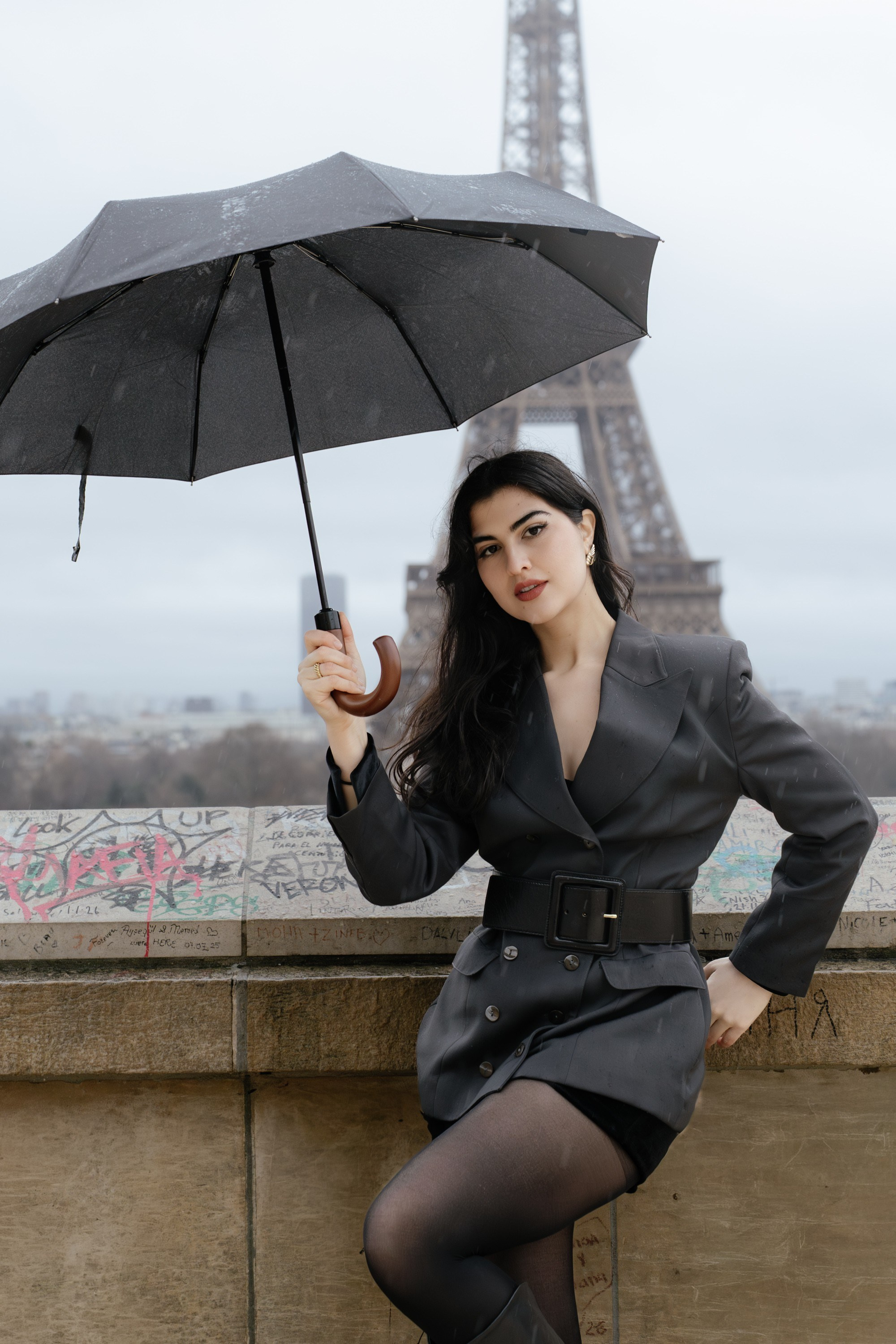 Solo Portrait Session: Trocadero. Paris Photographer & Videographer