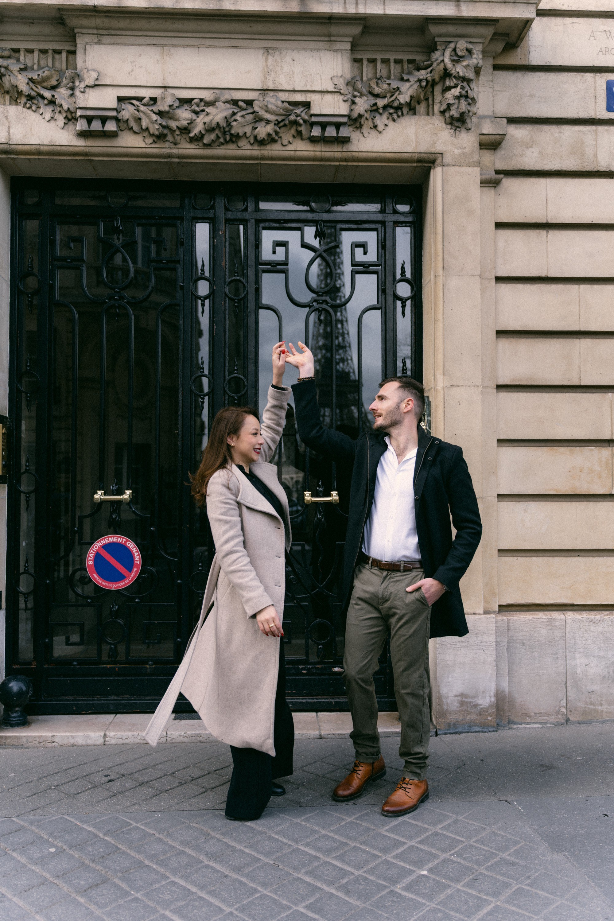 Love Story: Eiffel Tower. Paris Photographer & Videographer