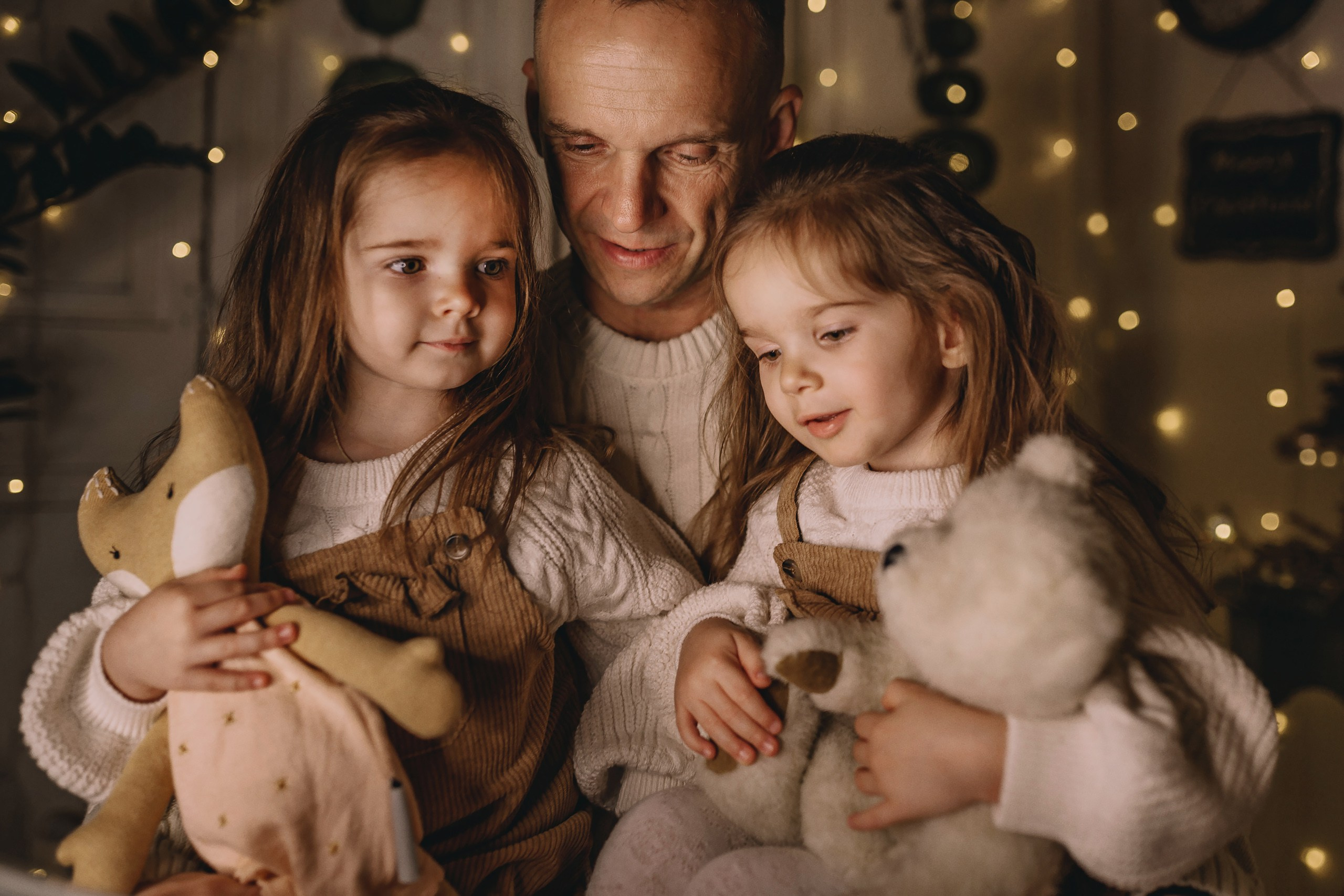 11.26.2025 Christmas Photoshoot. Wedding family event photographer in Chicago Nick Yushevich