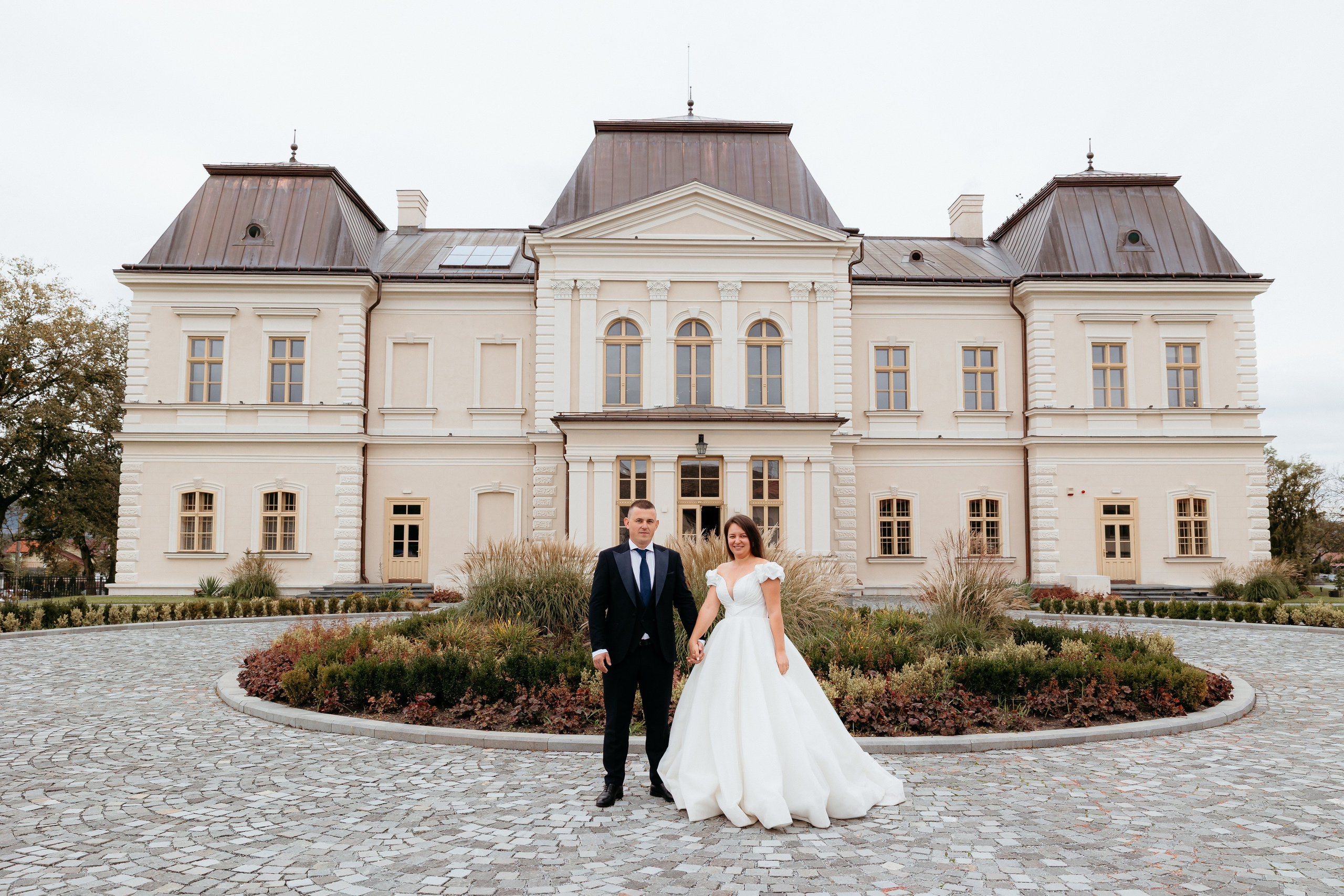 Ovidiu & Alexandra. Wedding Photographer in Transylvania | Grozav Media