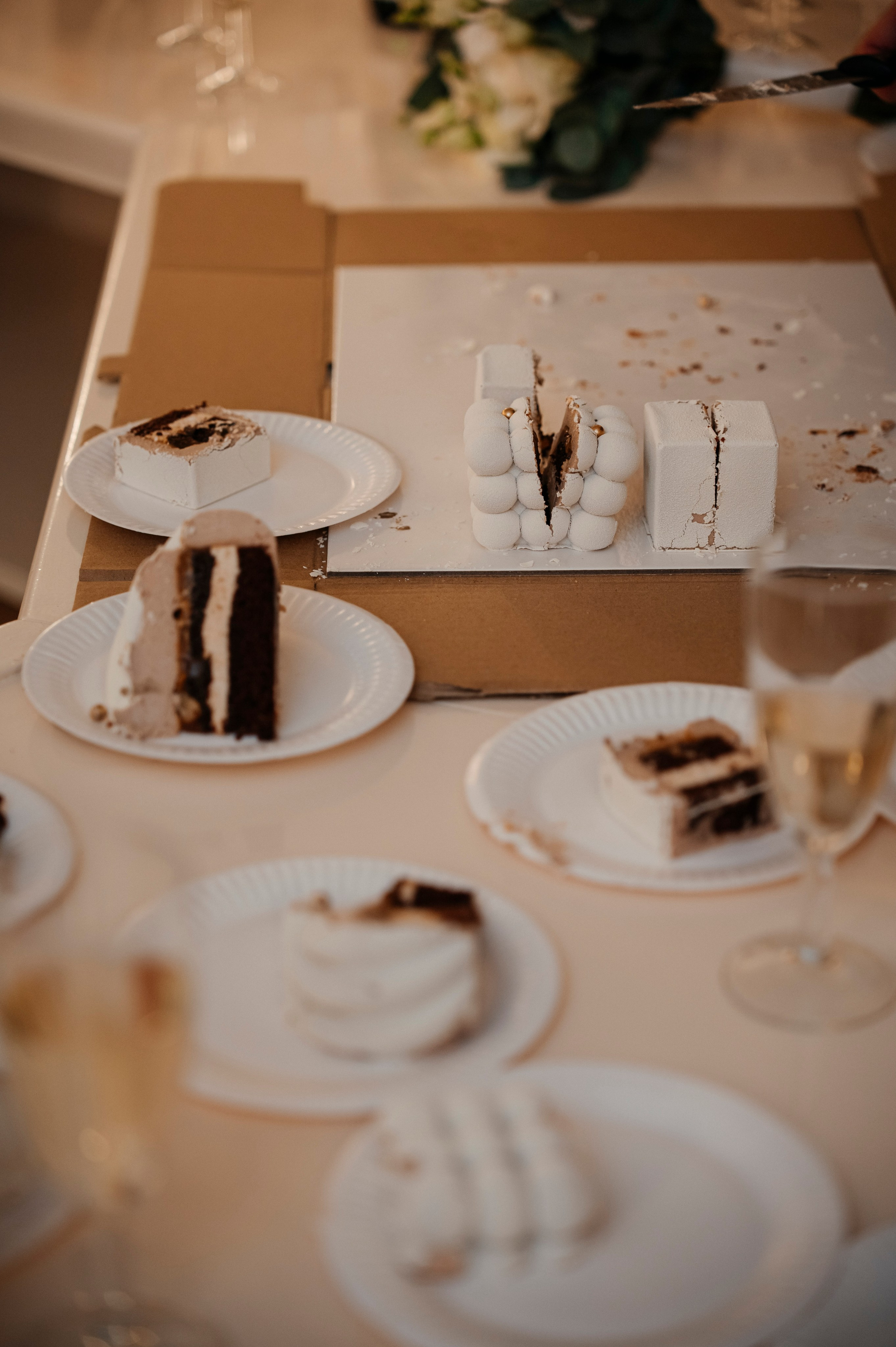 At the Old Hotel. Photographer Tallinn — Wedding | Family | Love Story