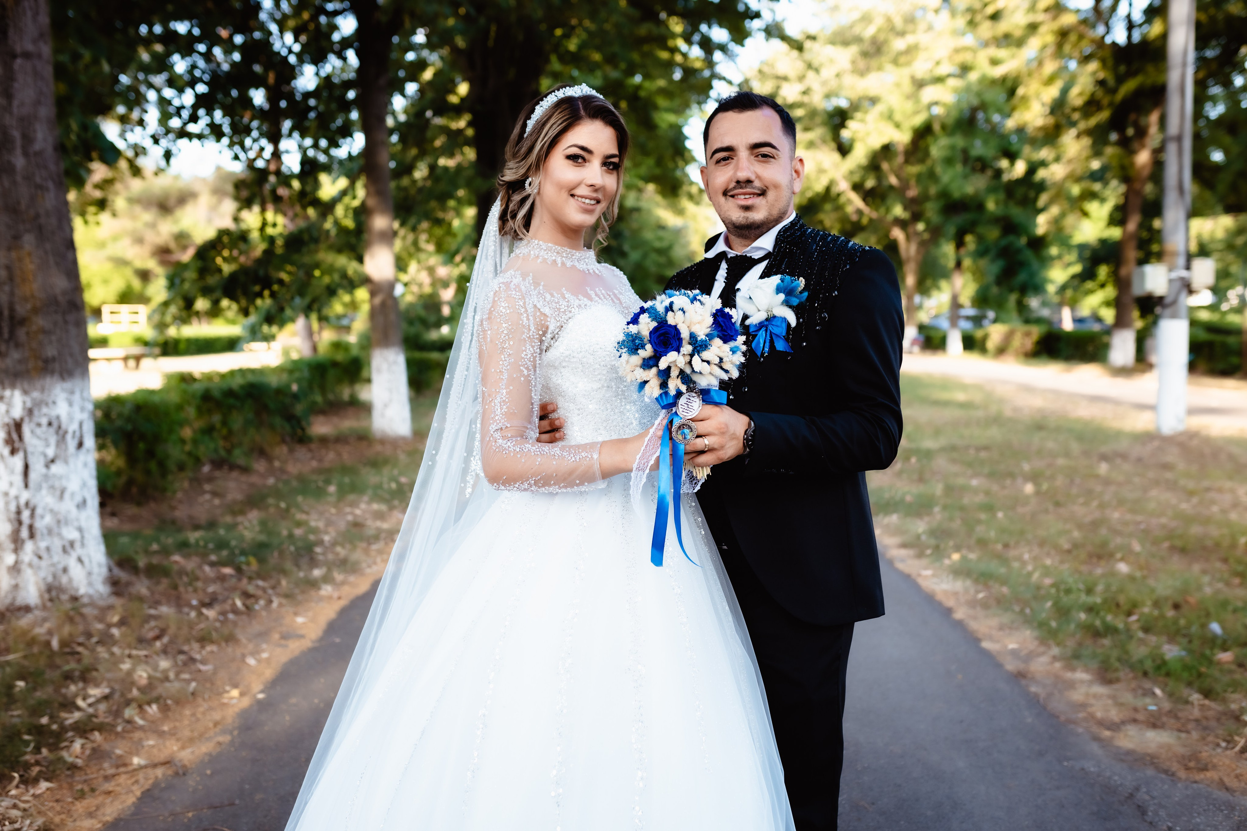 Mireasa in cimitir. Stefan Teodorescu — Fotograf de Nunta