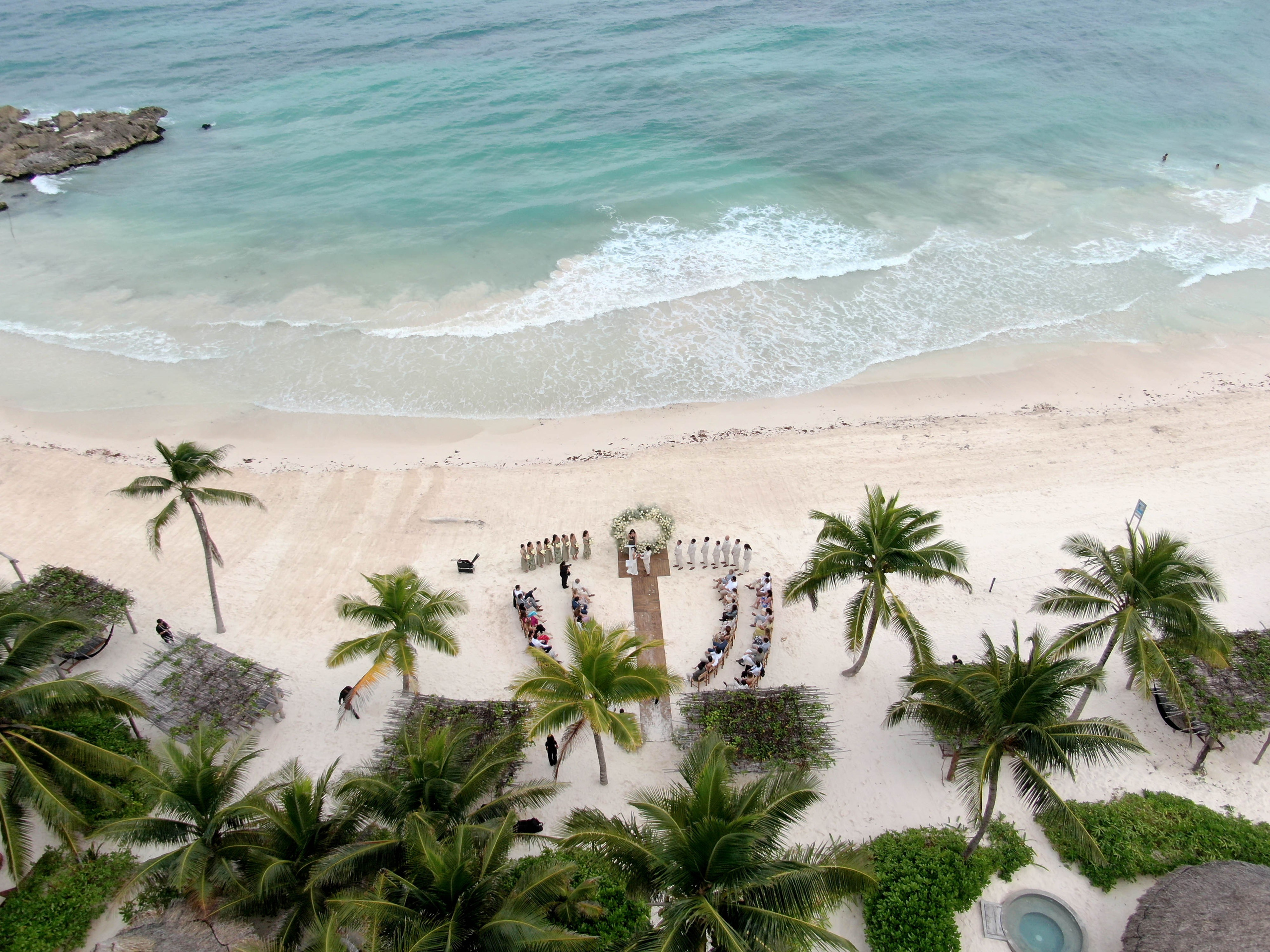 Wedding Photo Cancun. Alfredo Vazquez Wedding Films & Photography | Mexico & Destination Weddings