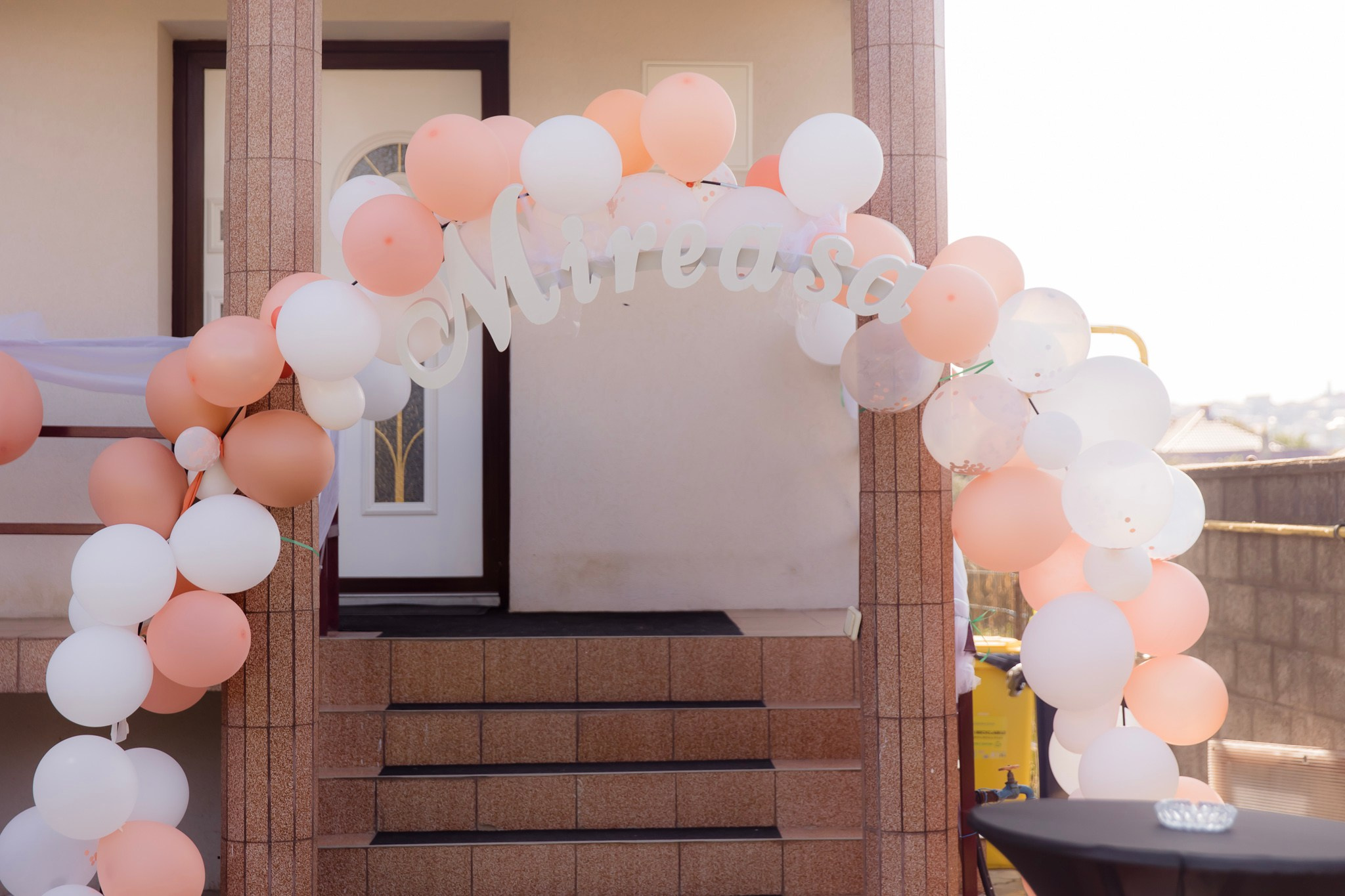 Mihai & Oana. Servicii foto-video profesionale, pentru momente de neuitat