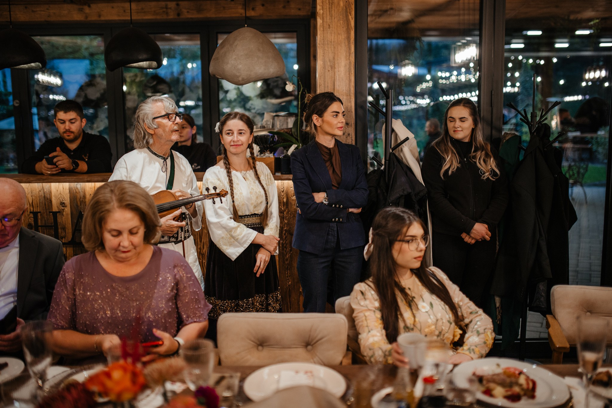 Nunta de Poveste la Sucevița: Cristi și Andreea. Servicii foto-video profesionale, pentru momente de neuitat