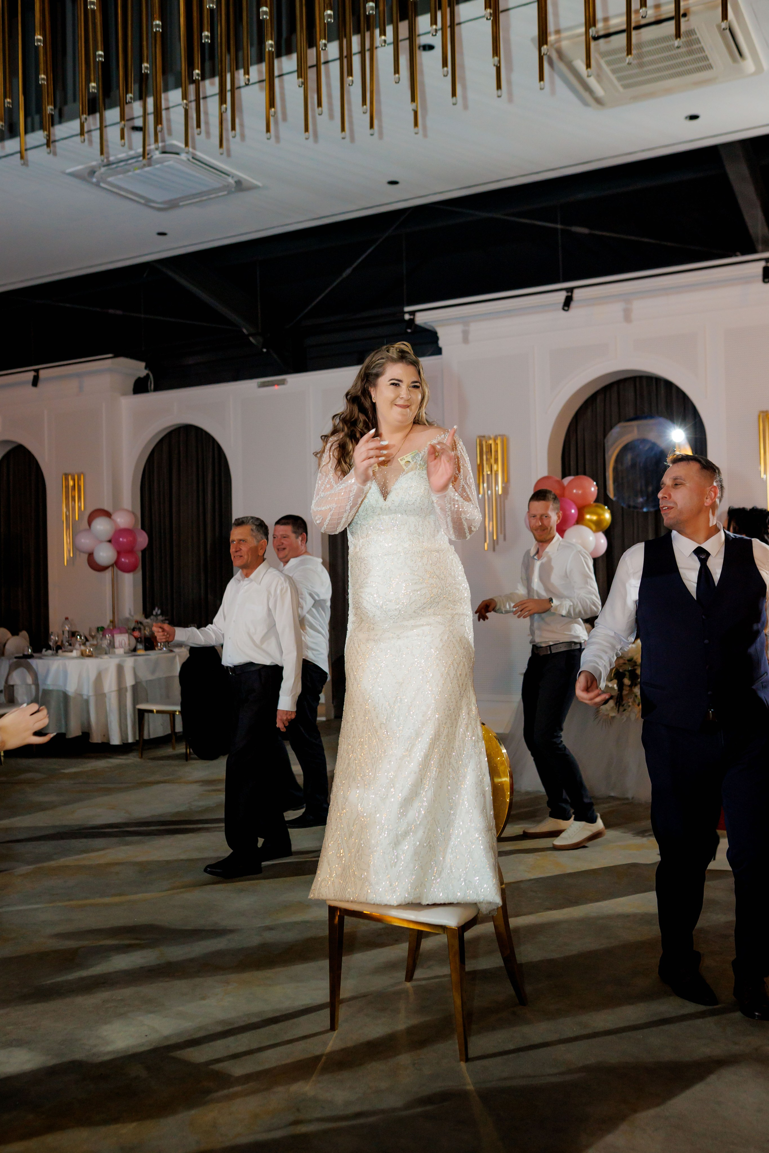 Povestea voastră, regizată de noi |Cristi Turculet Videograf Nuntă Suceava | wedding highlight. Servicii foto-video profesionale, pentru momente de neuitat