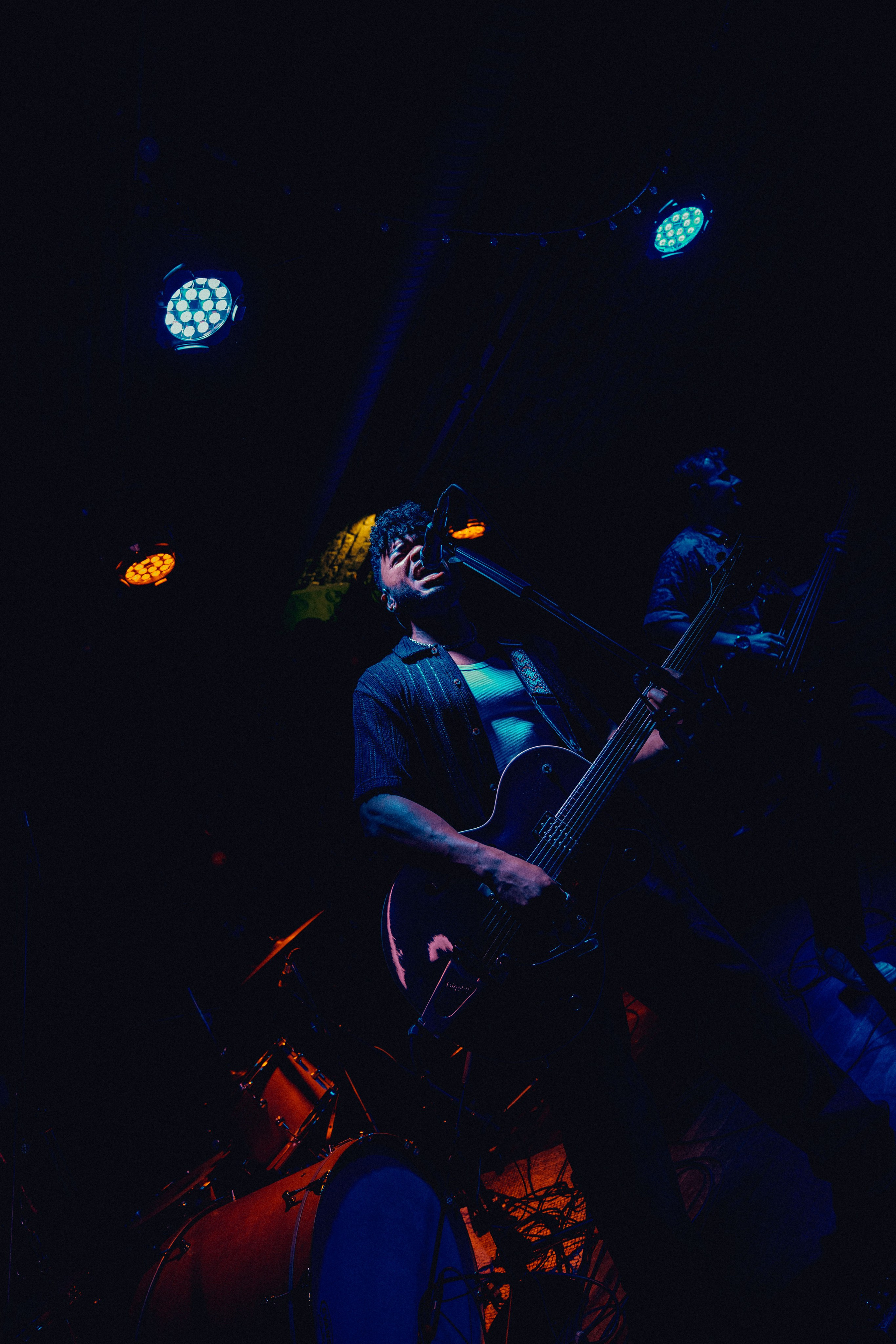 MoonShot. Concert and portrait photographer in Prague