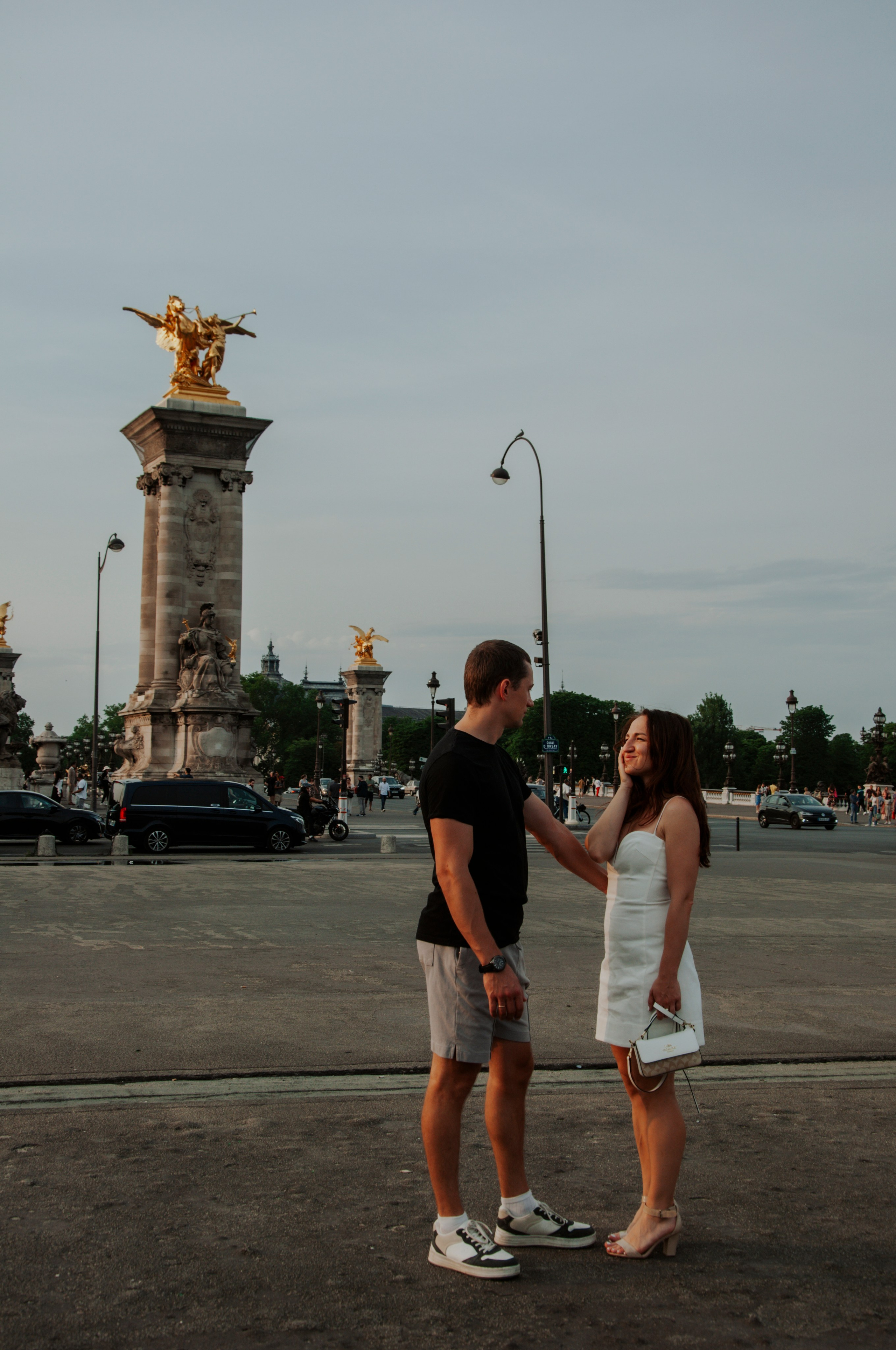 Summer couple photoshoot. Paris photographer — Polina Osipova