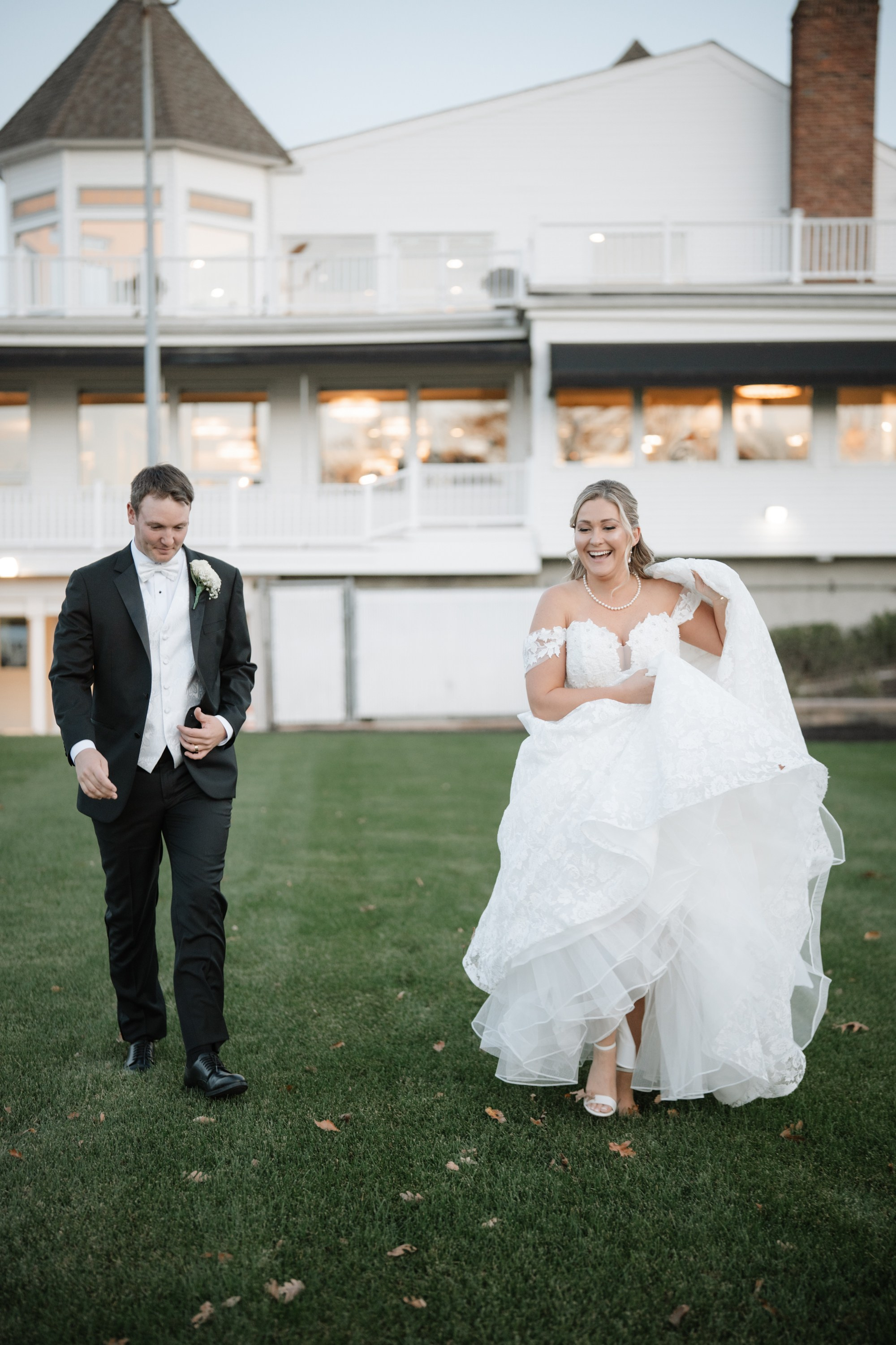 Justyna and Michael’s wedding — Port Jefferson, NY. Portrait and wedding photographer in New York
